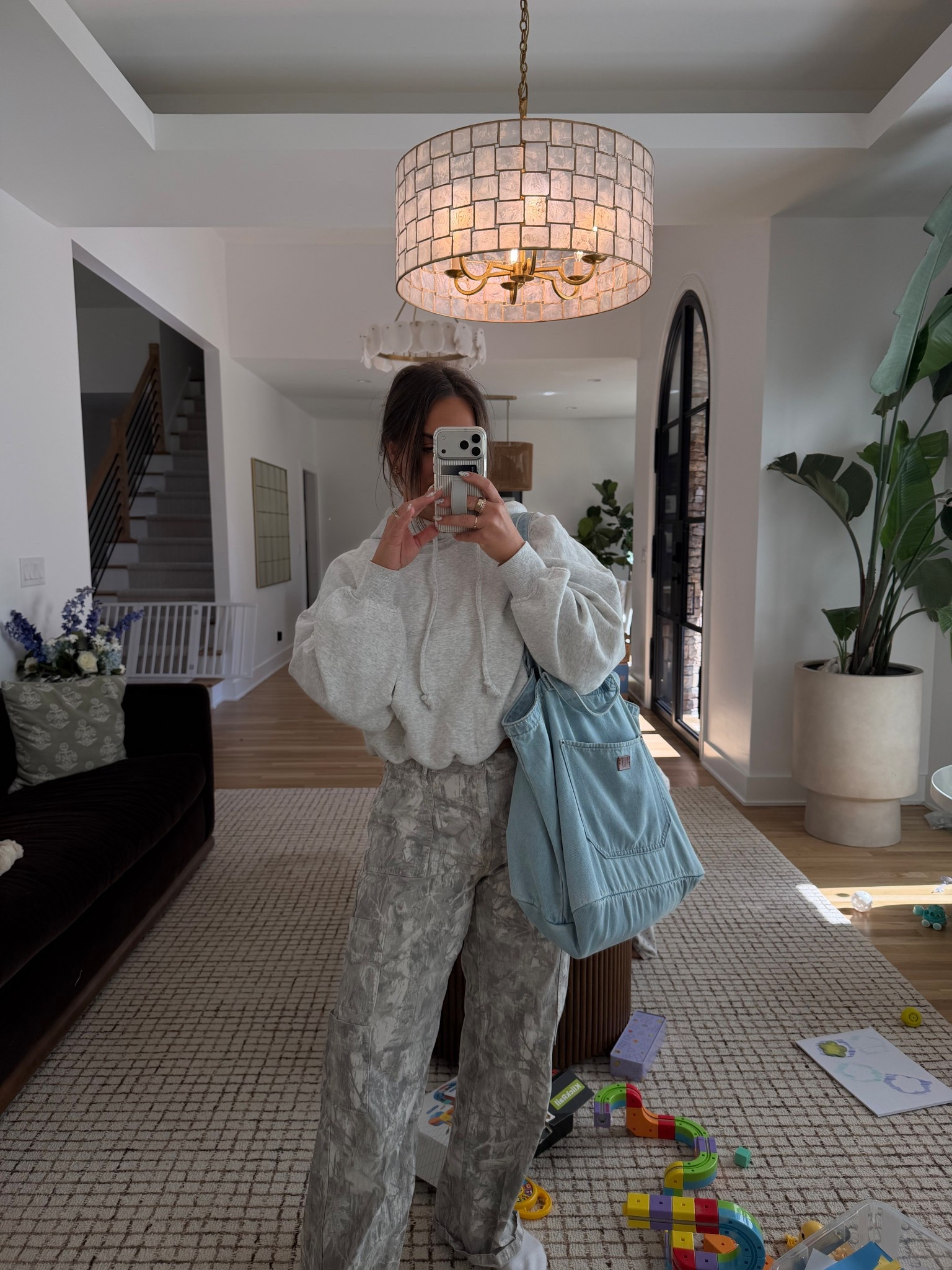 Casual mom outfit! These are some of my favorite Walmart pants in a size medium!