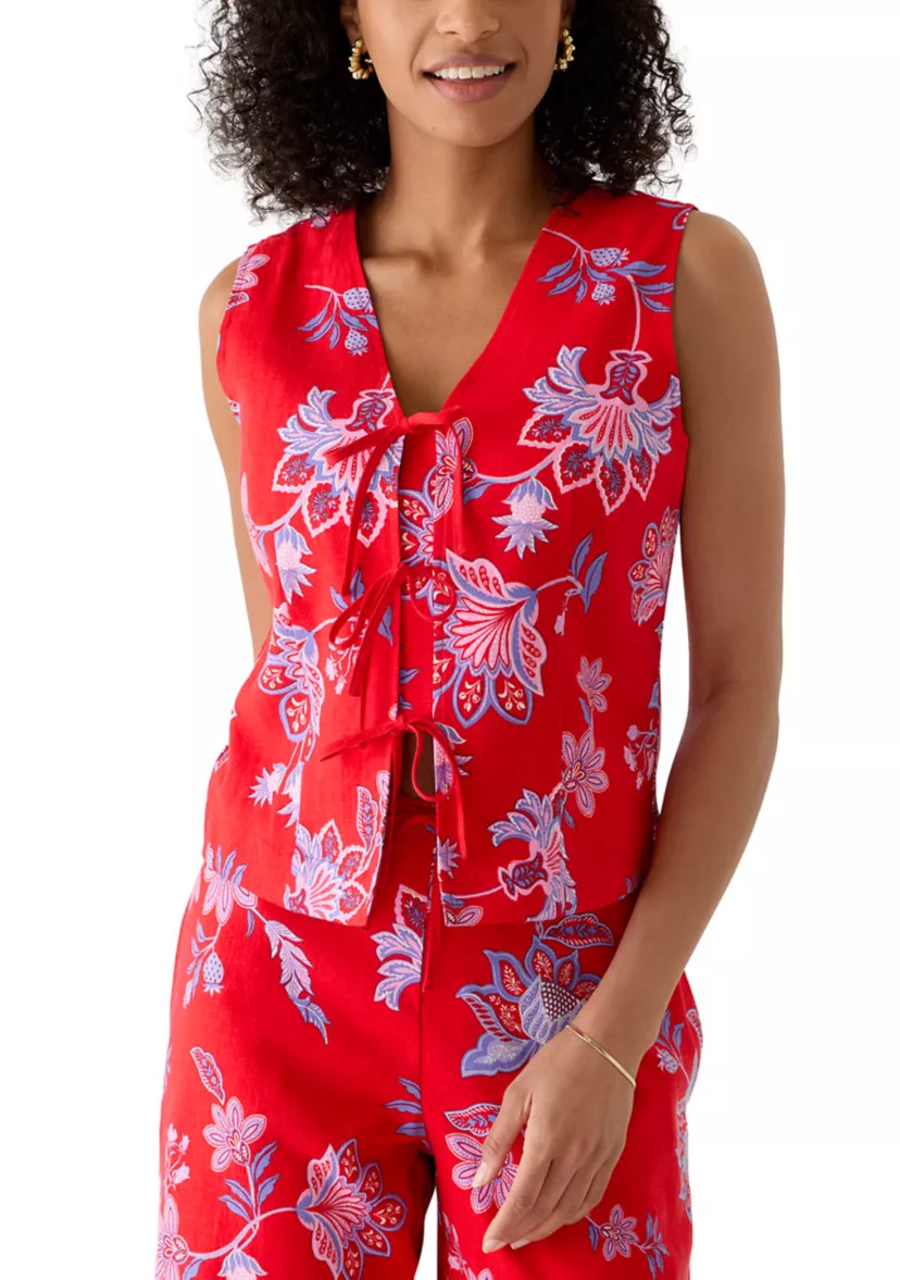 Women's Sleeveless Tie Front Floral Top | Belk