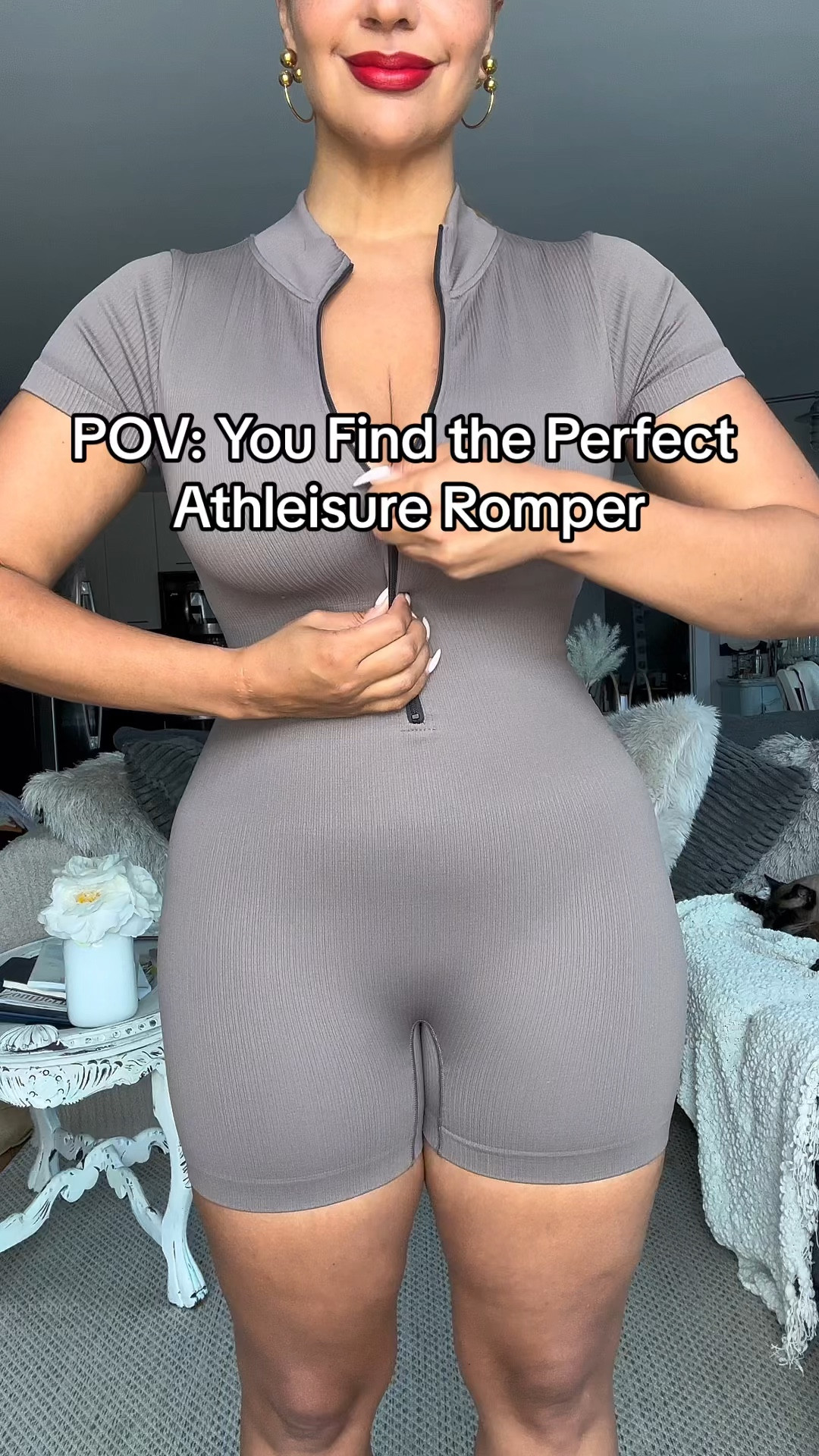 The perfect little romper for an athleisure outfit or the gym 🩶

Sizing ⬇️

5’3
155 lbs
Size 8
Wearing a M


#oqq 
#romper 
#rompers 
#athleisure 
#athleisurestyle 

#LTKActive #LTKFitness #LTKFindsUnder50