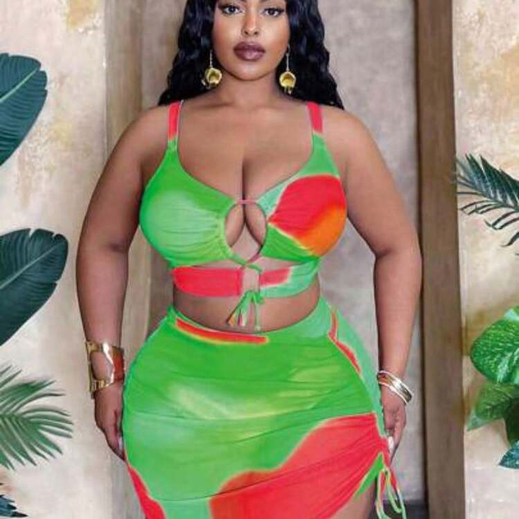 Slayr CURVE Plus Size Women 3pcs Swimsuit Set - Gradient Random Print Tie Front Hollow Top, Paired With Triangle Bottoms & Drawstring Beach Skirt, & Sexy For Beach Holiday For Summer Beach Vacation | SHEIN US | SHEIN