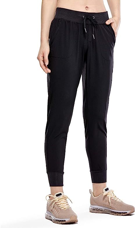 Women's Lightweight Joggers Pants with Pockets Drawstring Workout Running Pants with Elastic Wais... | Amazon (US)