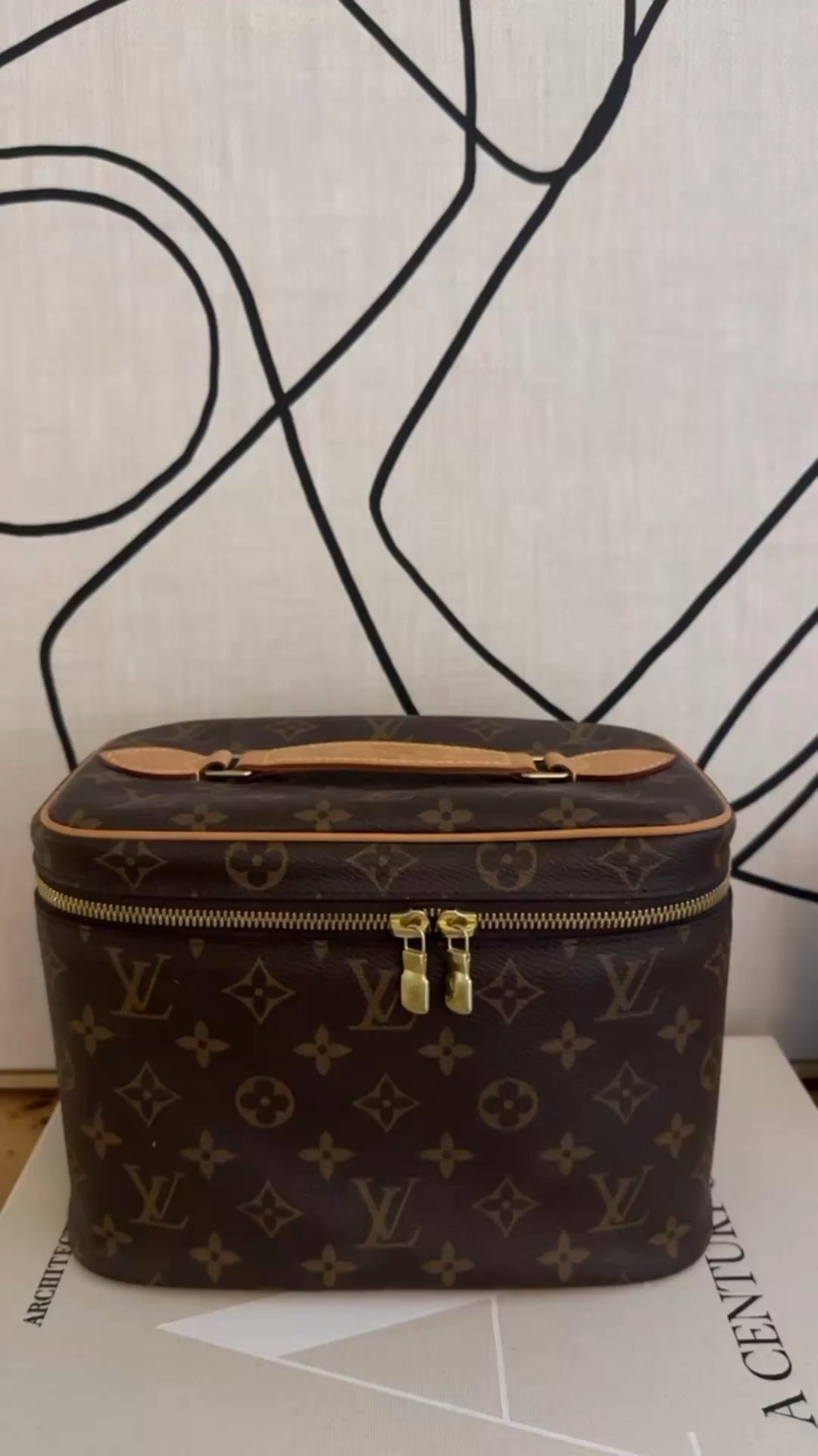 What’s in my makeup bag 

#LTKBeauty #LTKWatchNow #LTKStyleTip