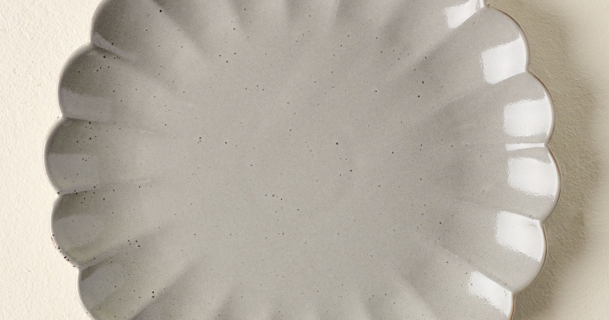 Grey Scalloped Plate | Magnolia