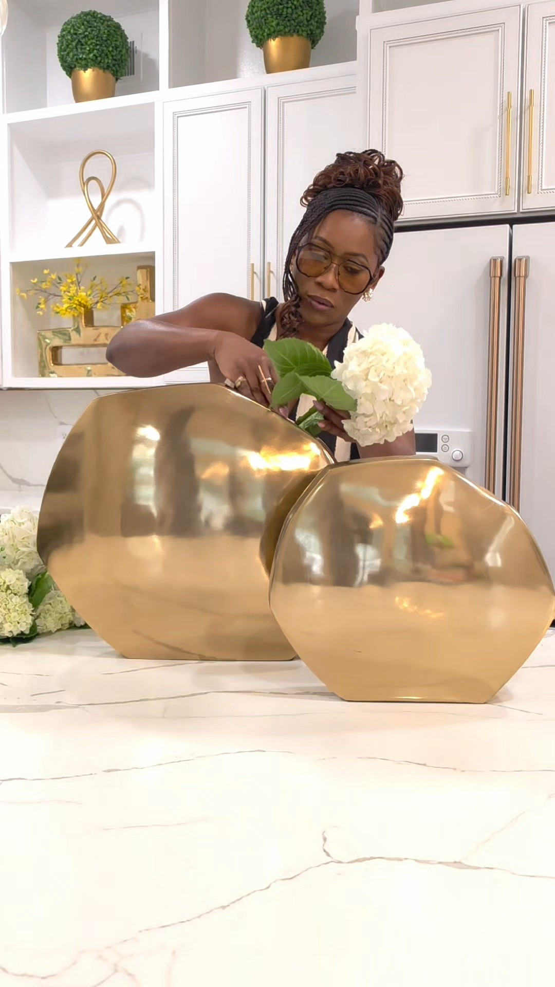 These ZGALLERIE vases are stunning 😍 

#LTKHome #LTKSaleAlert #LTKmomlife