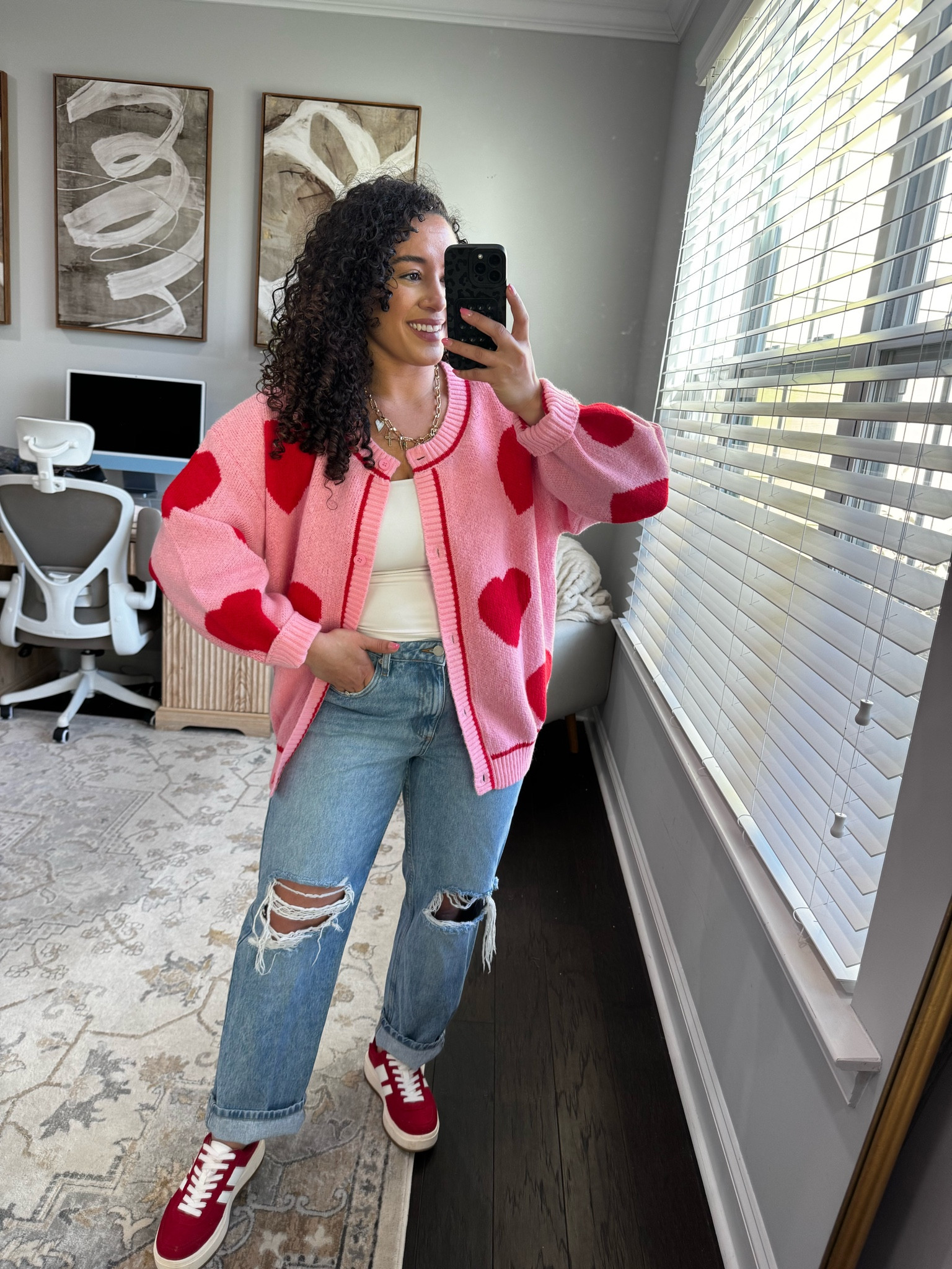 Size 31 jeans and size large top and cardigan #valentines #valentinesday 
