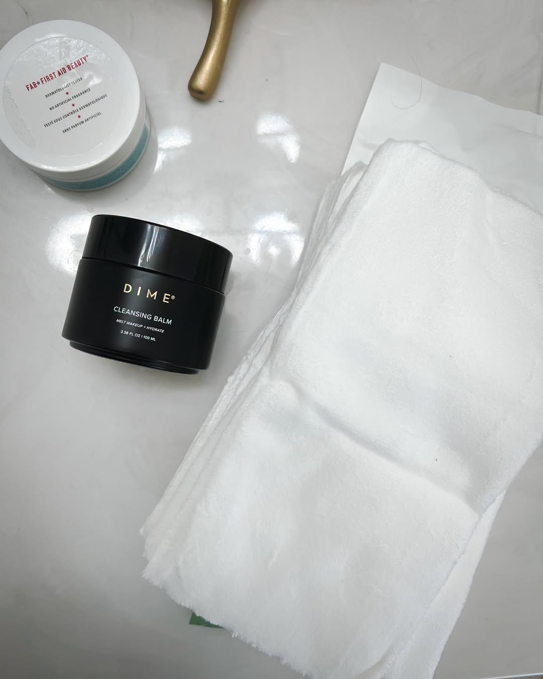 My latest skincare routine essentials

Skincare essentials
Beauty finds
Daily skincare
Face moisturizer
Facial cleanser
Hydrating skincare
Anti aging skincare
Skincare routine
Glowing skin
Self care essentials

#LTKSeasonal #LTKSaleAlert