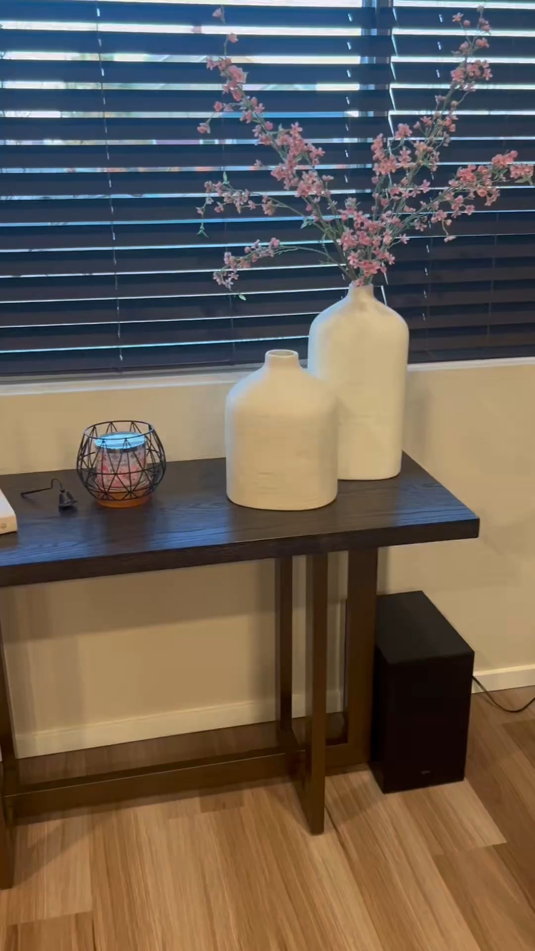 Spring living room in full bloom 🌸✨part one✨#homedecor #springdecor

#LTKSeasonal #LTKHome #LTKSpringSale