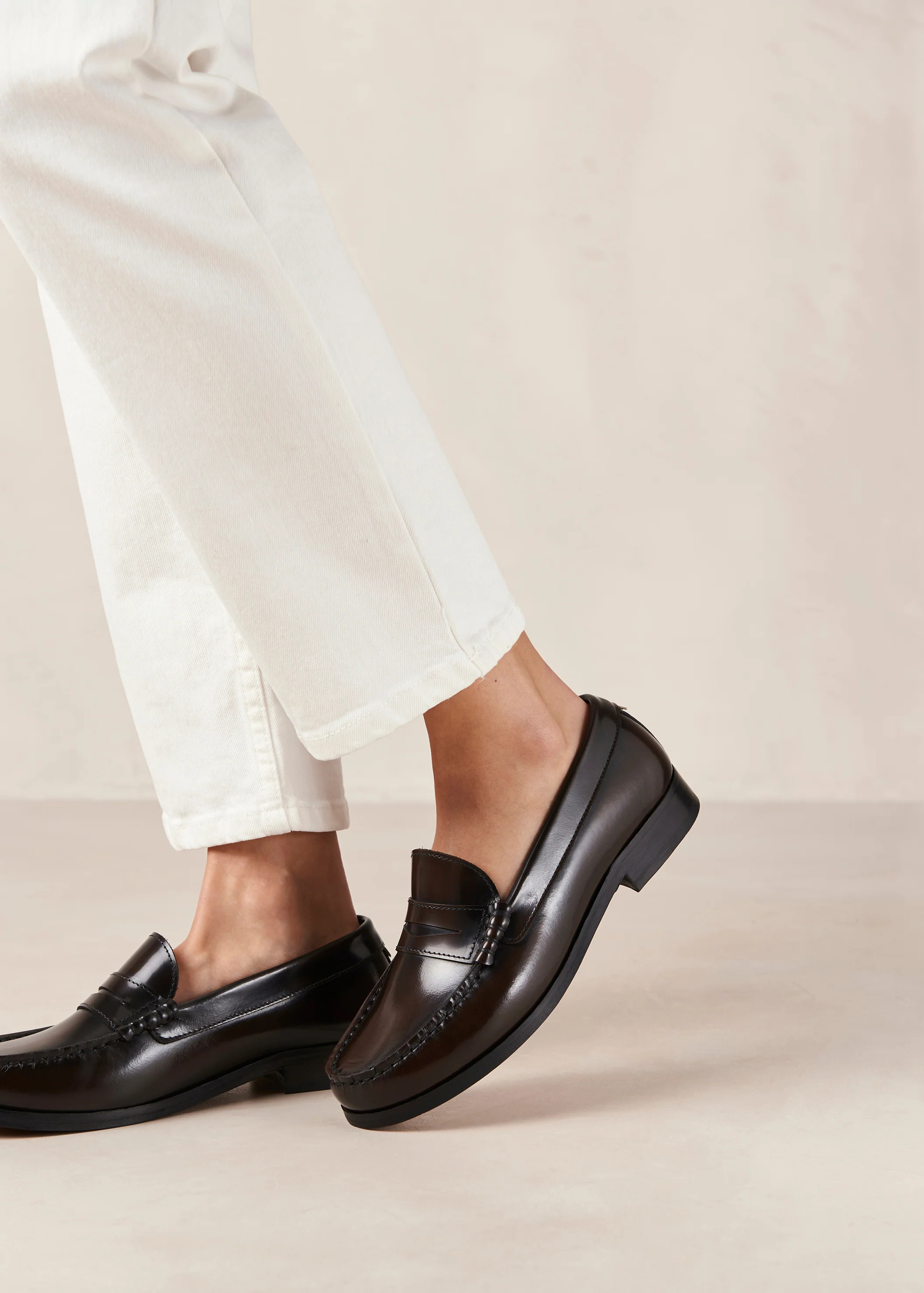 Rivet - Mocassins en cuir marron | ALOHAS | Alohas FR