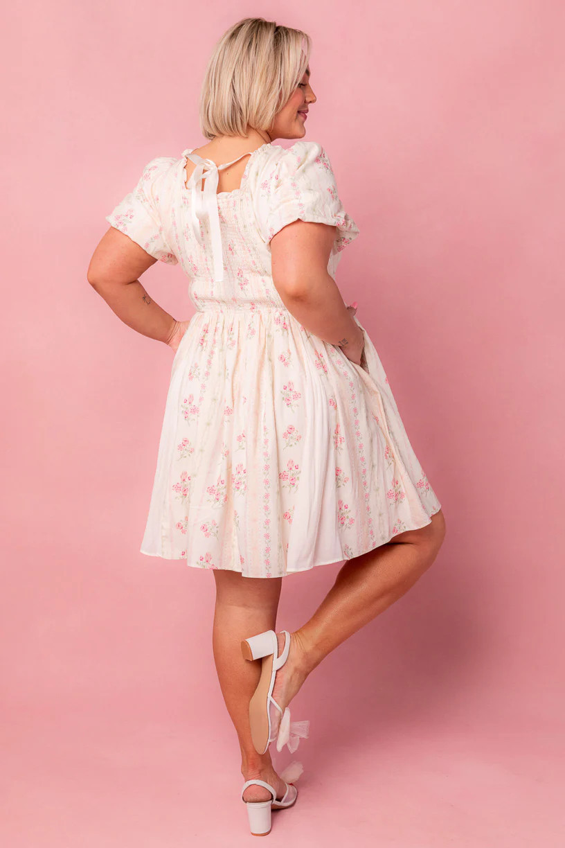 Flowers For All Dress in Vintage Floral | Ivy City Co