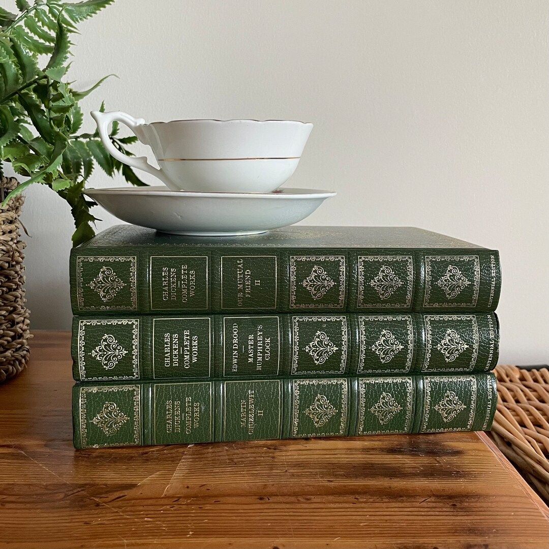 Trio of Vintage Charles Dickens Books for Display, Heron Books, Pretty Bindings, Green and Gold L... | Etsy (UK)