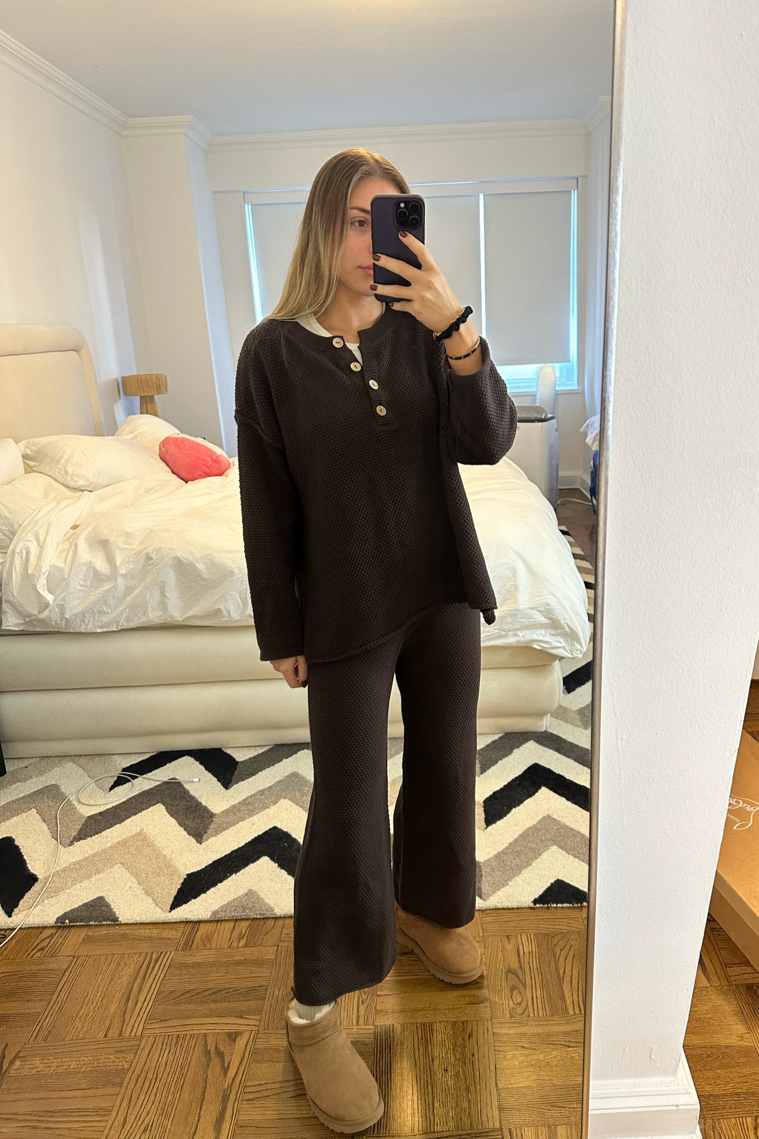 Coziest outfit, best color 🤎