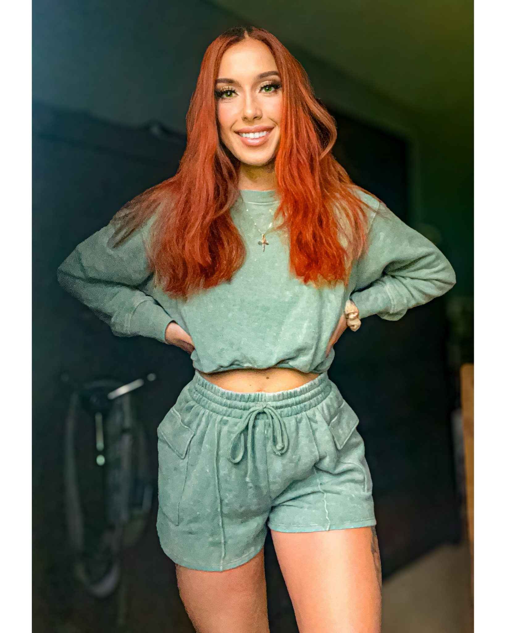 This is my new favorite lounge set!! It’s baggy but shows the curves in all the right places! Perfect for a lazy day around the house, or could even wear it out and about with some cute sandals 🖤
Also for reference, I’m 118lbs and 5’3” and got a size small🫶🏻

#fashion #ltk #ltkclothes #love #trent #sale #salealert #under40 #findsunder40 #loungeset #lounge #cropped #green

#LTKActive #LTKSaleAlert #LTKStyleTip