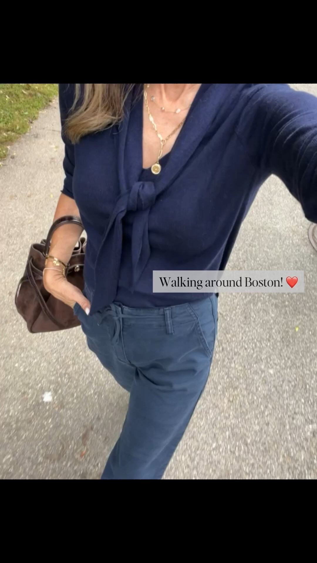 I’m 5’6
-navy sweater XS
-pants TTS
-shoes TTS

Effortless midlife style, comfortable outfit ideas, and timeless pieces you’ll wear on repeat.