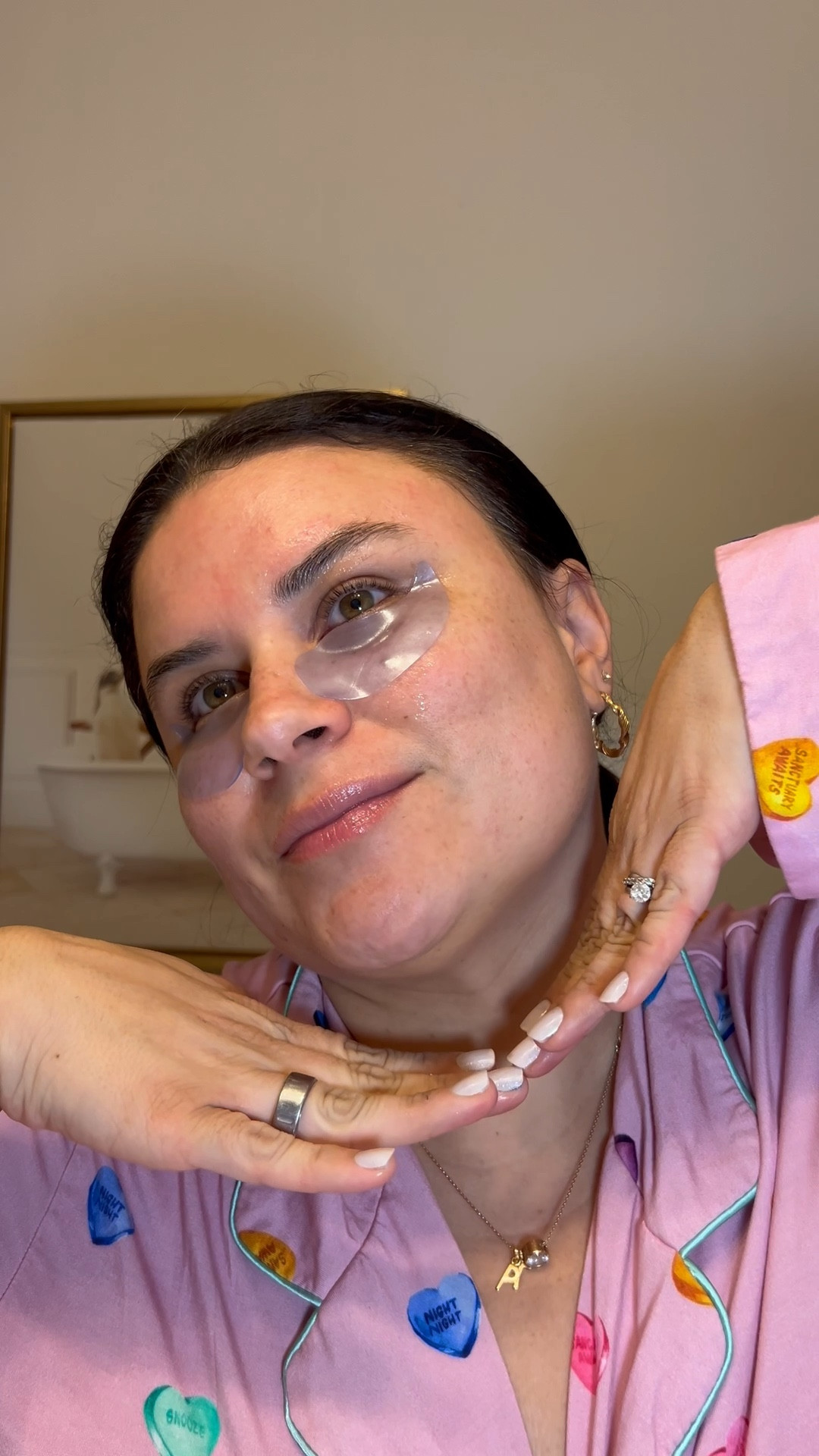 My real-life nighttime skincare routine 🤍
Busy mom edition.

Simple steps. Products that work.
Everything linked here for you ✨


#LTKdayinmylife #LTKBeauty #LTKselfcare