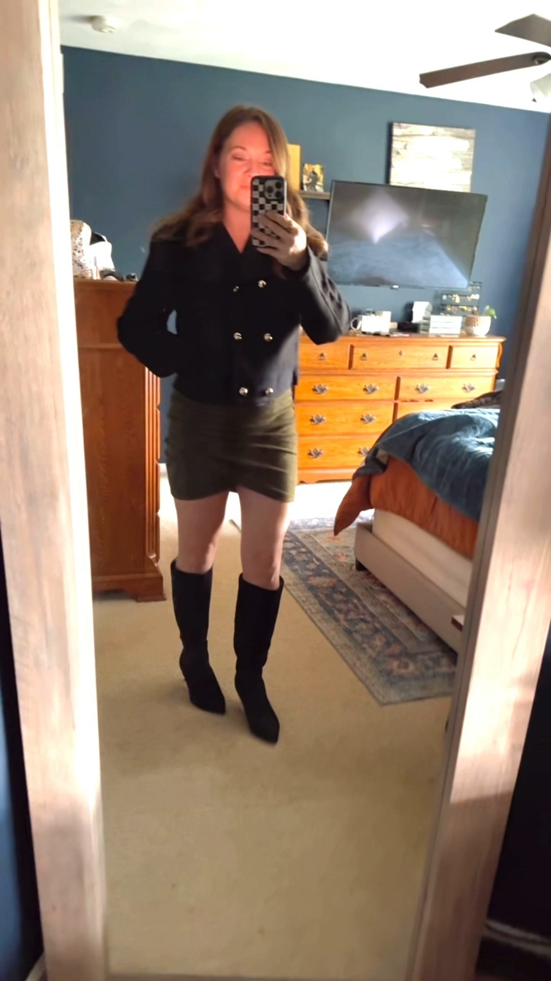 This is a great date night outfit that can be repurposed for different occasions! I went up a size to a medium in the jacket and my true size in the skirt- small. 

#LTKSaleAlert #LTKHoliday #LTKmomlife