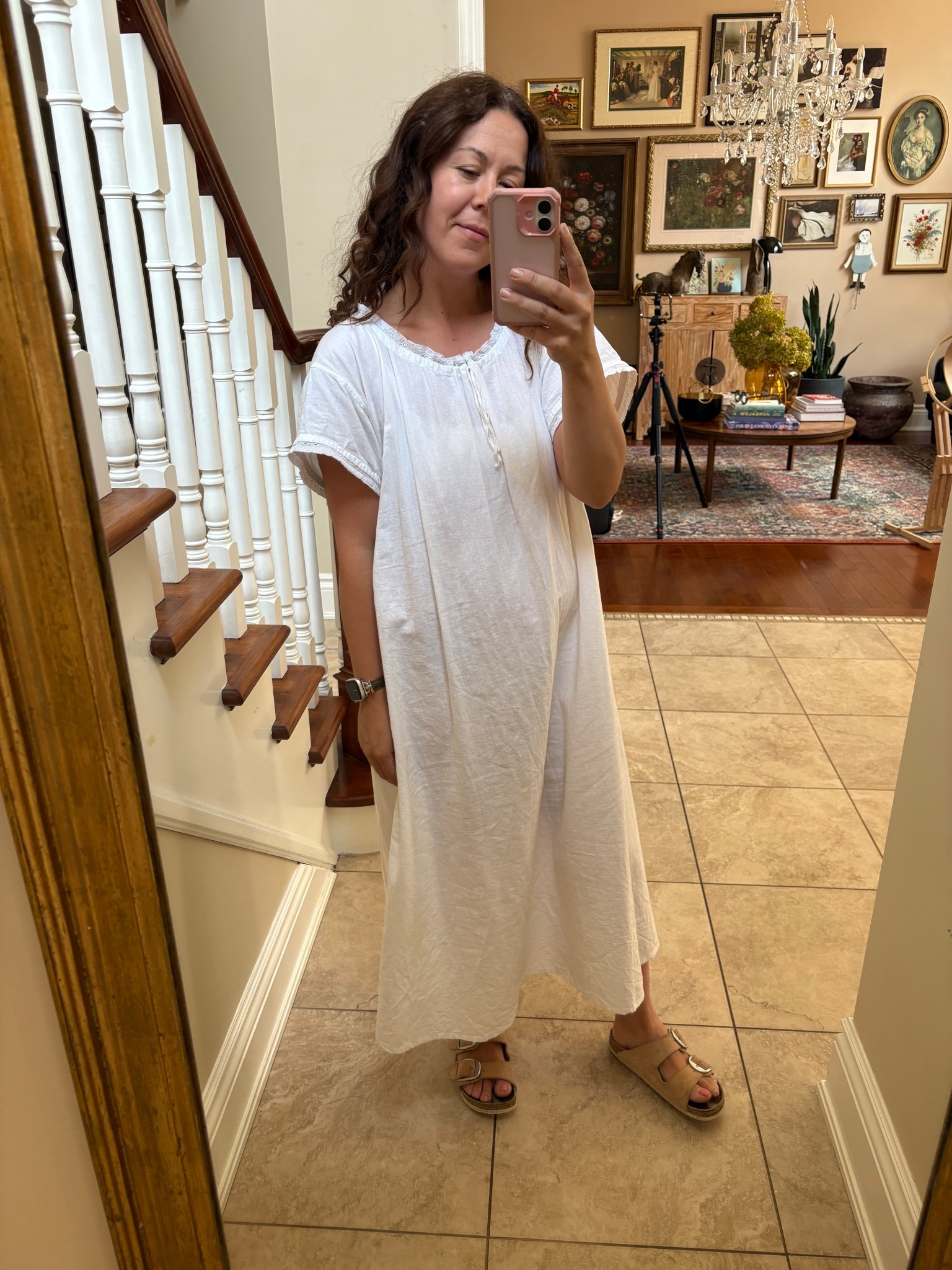 I’m NOT ready to stop wearing my white dresses! Who’s with me? 


This is the Gillian Steven’s Yves dress which can be found on her site. I linked similar dresses below. 

#LTKstyletip #LTKdresses #LTKcanada