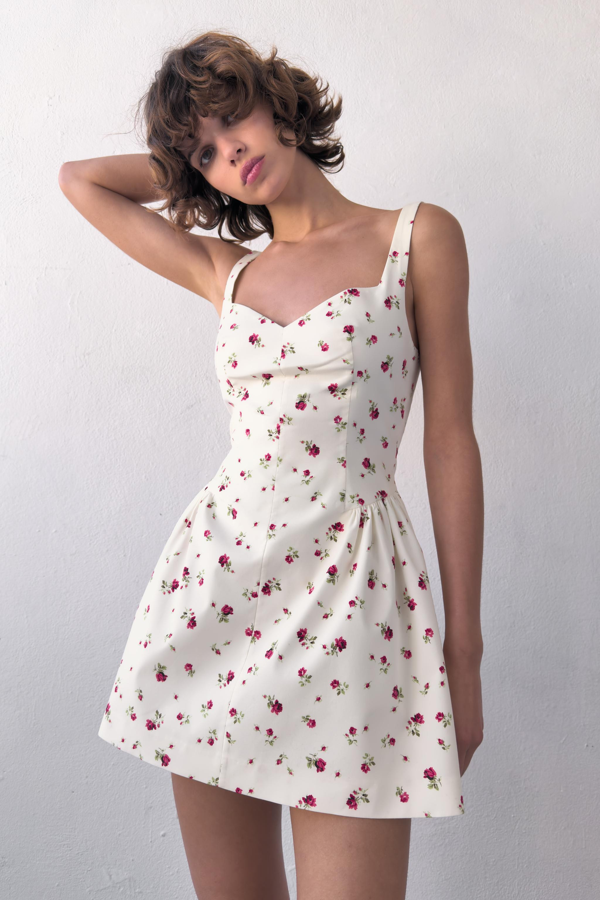 FLORAL PRINT VOLUME DRESS | Zara US