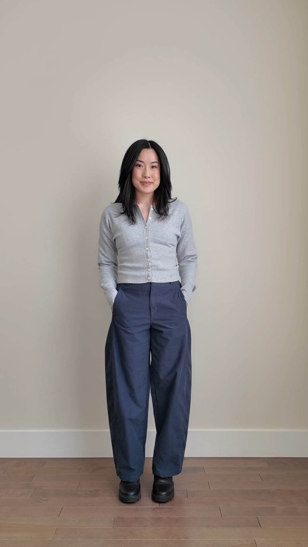 Grey monochrome 🩶 finally grabbed the viral Uniqlo barrel leg pants and yes - they are really that good!

Wearing Aritzia sweater size XS, Uniqlo pants size XS, Quince beanie size M/L  Unavailable to link: Madewell coat and boots (both old). 


#LTKPetite #LTKSeasonal #LTKootd