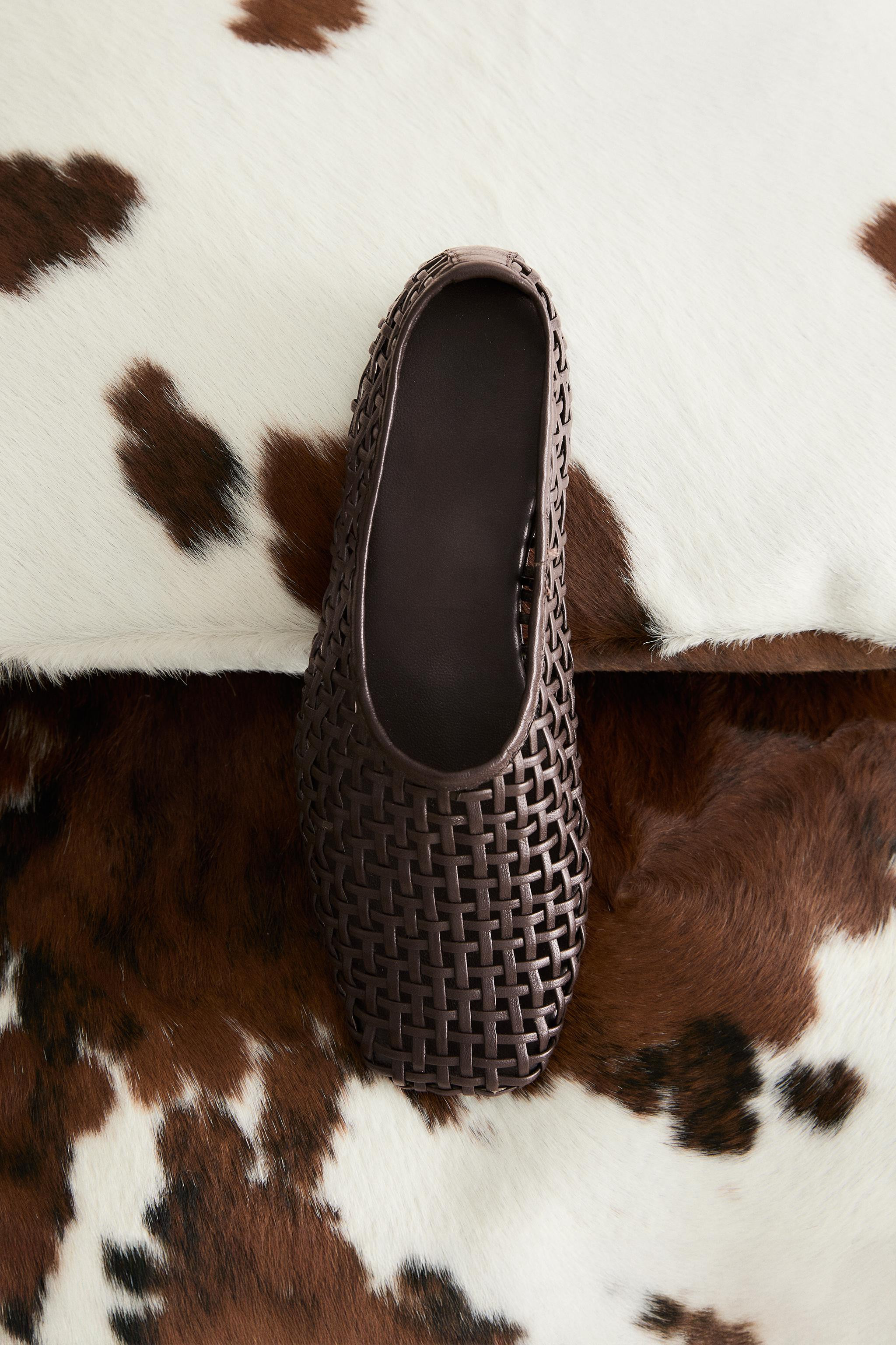 BRAIDED LEATHER BALLERINAS | Zara UK