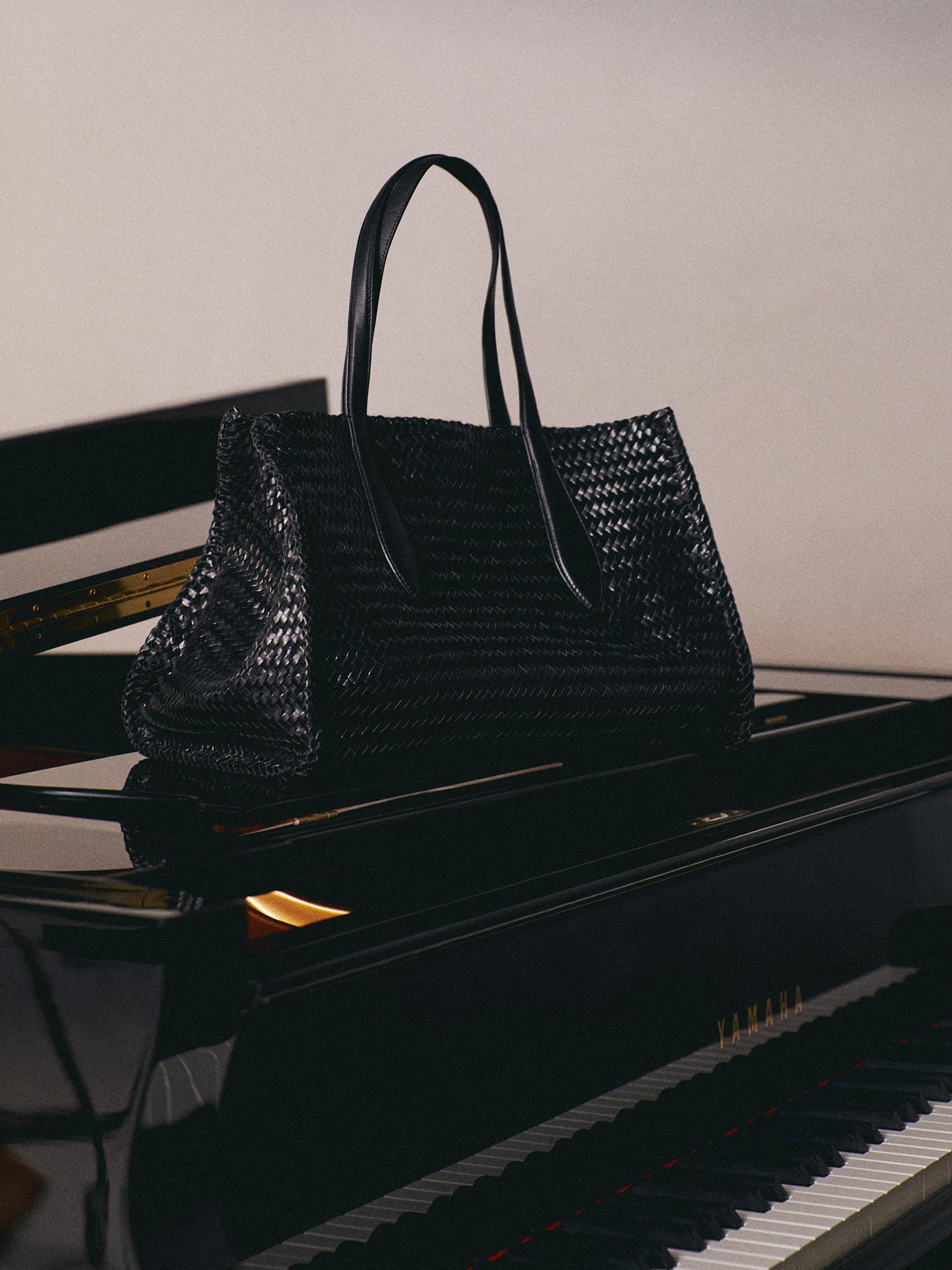 Maxi braided nappa leather satchel bag | Massimo Dutti US