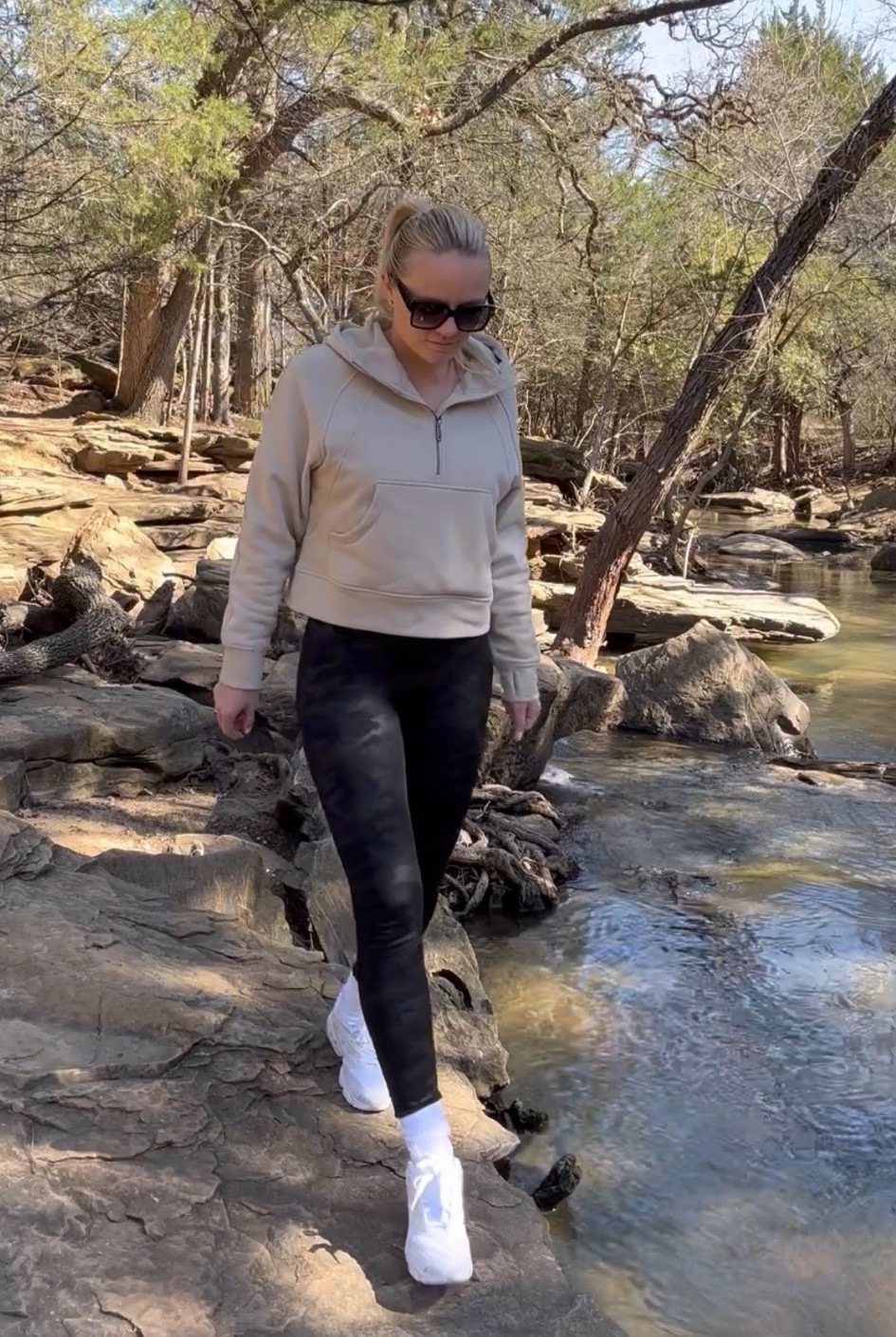 Casual outfit for a walk

Amazon hoodie (Lululemon Scuba dupe), Spanx leggings, Nike white sneakers, white socks, atleisure look

#LTKSale #LTKFind #LTKshoecrush