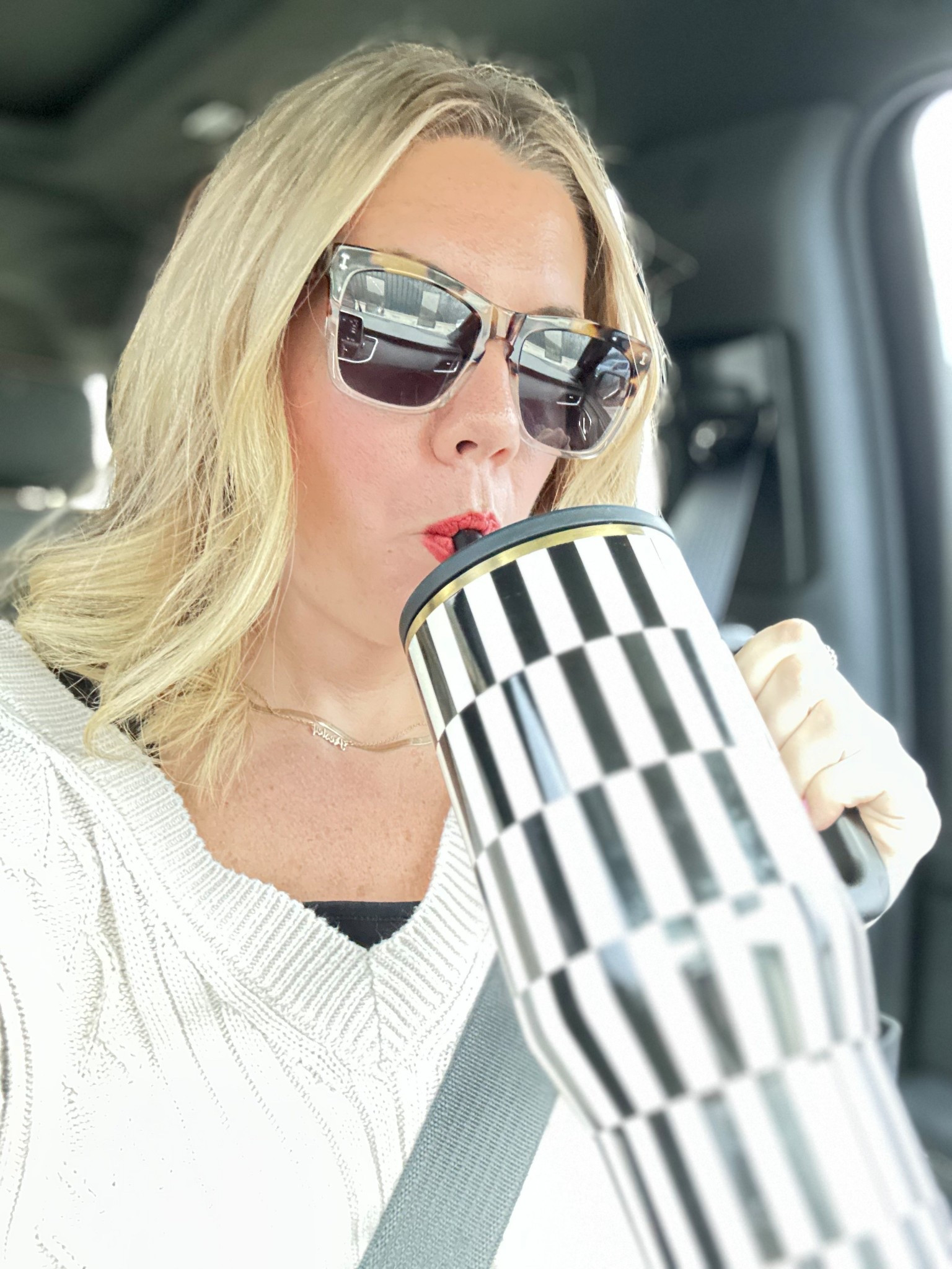 Sunglasses, tumbler, hydro jug 

#LTKdayinmylife #LTKootd #LTKmomlife