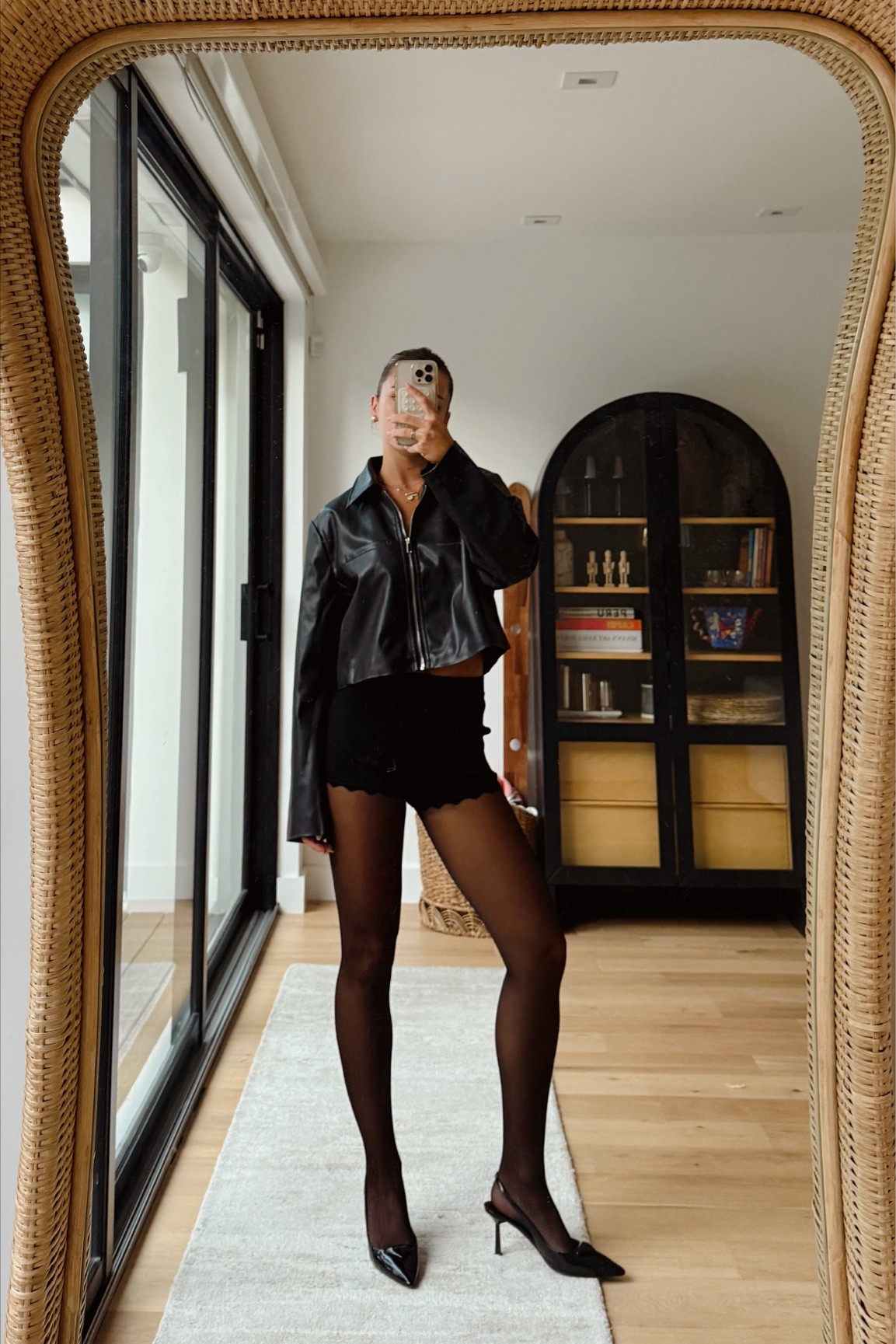 #ootn 

#LTKHoliday #LTKStyleTip #LTKBeauty