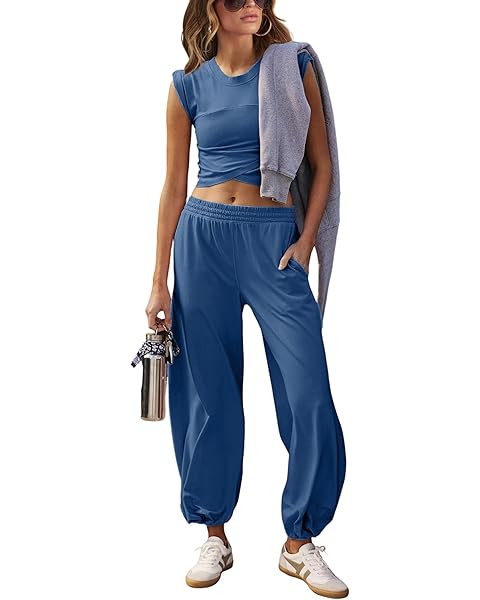 Fisoew Women's Two Piece Outfits Casual Lounge Sets Crop Tops and Joggers Tracksuit with Pockets | Amazon (US)