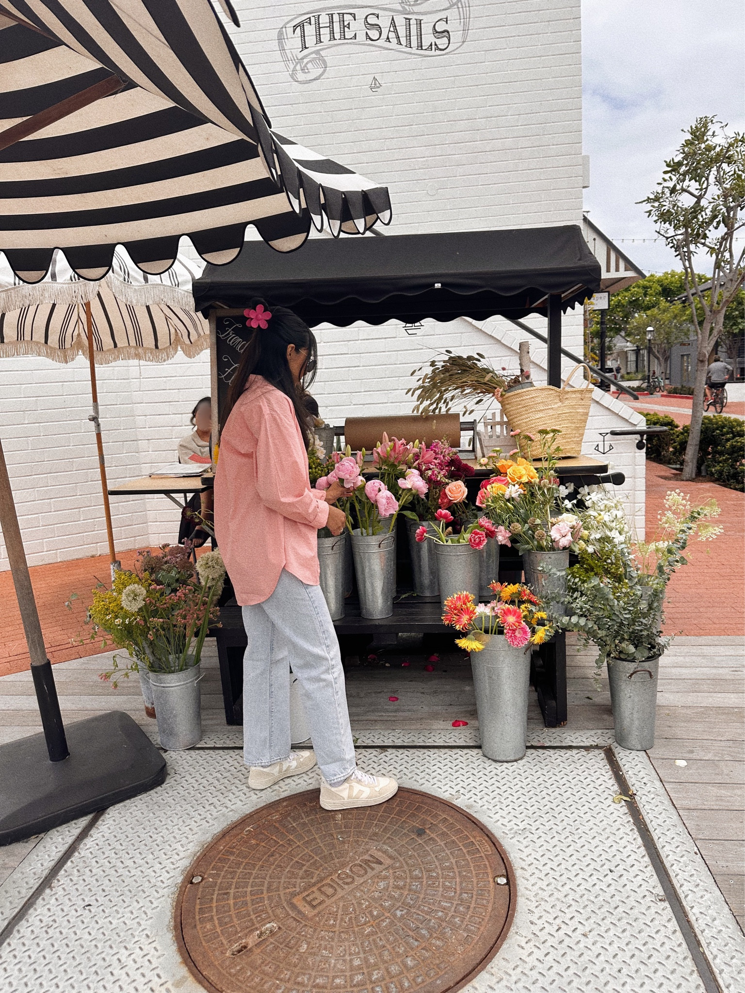 🌸🌸🌸🌸 
Veja shoes are V-10 but they are sold out. Linked similar ones! 