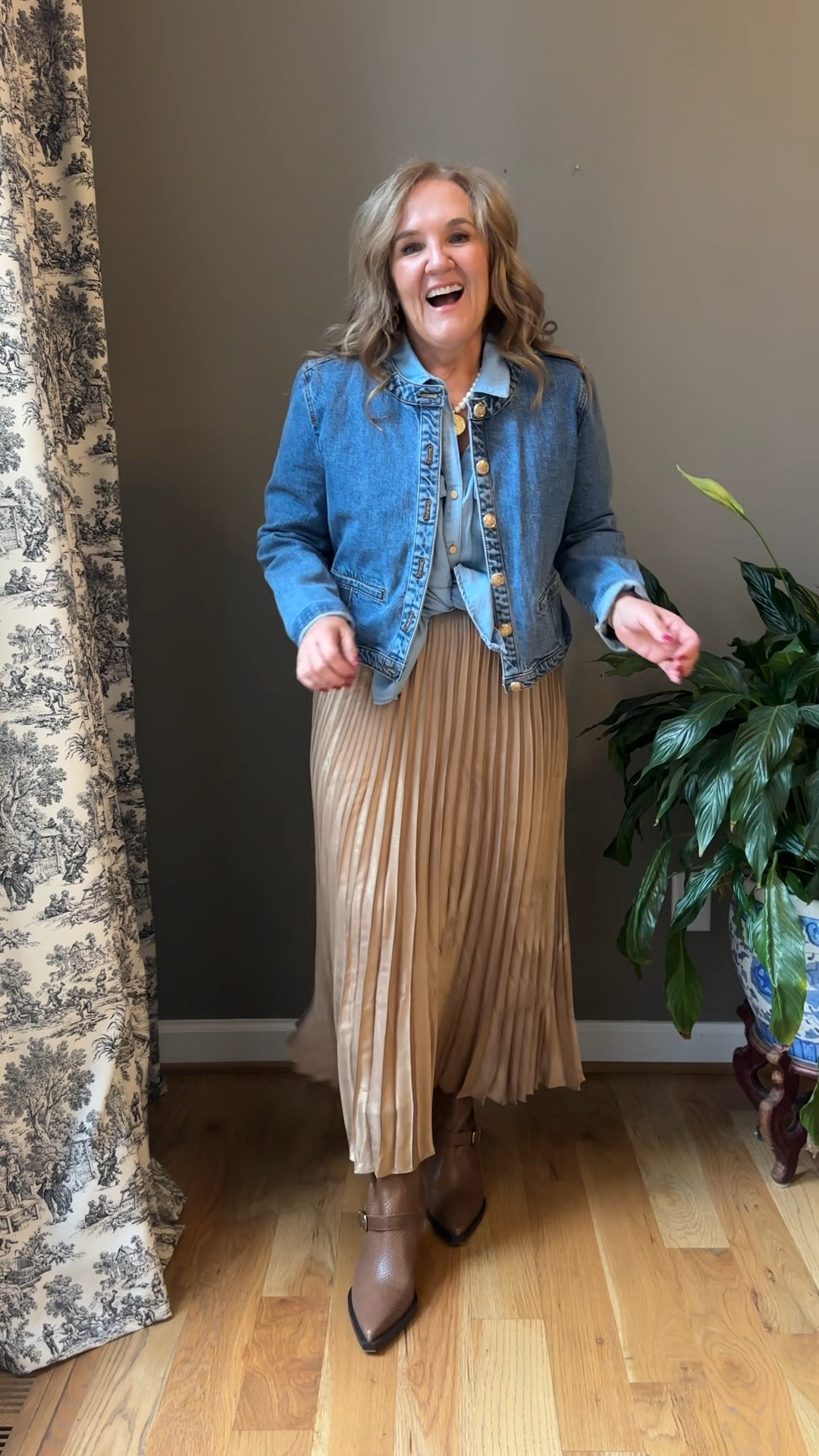 Gold metallic pleated skirt. Styled 3 ways! It’s beautiful. It’s not poofy. It has just the right amount of shimmer. Not too much for the office but enough for holiday, and come on, super classy for Nashville.

I’m wearing a size 10 it is by a beautiful brand out of Paris Sezane and pretty reasonable for the quality 

Blazer size 12 petite 
Vest size 10 
Sling bags, true to size 
Sweater size large 
Denim jacket linking a similar 
Chambray top also linking similar 
My boots I always size up a half size in a pointed  toe. And they are a lovely leather. 
My gold flats slingbacks are comfy, and I will link a couple other gold shoe options as well   

Fall outfit, holiday outfit, gold skirt, Nashville, outfit, denim jacket, pleaded skirt, office outfit, outfit, jean jacket, chambray blouse sezane plaid blazer tan vest 


#LTKSeasonal #LTKMidsize #LTKOver40