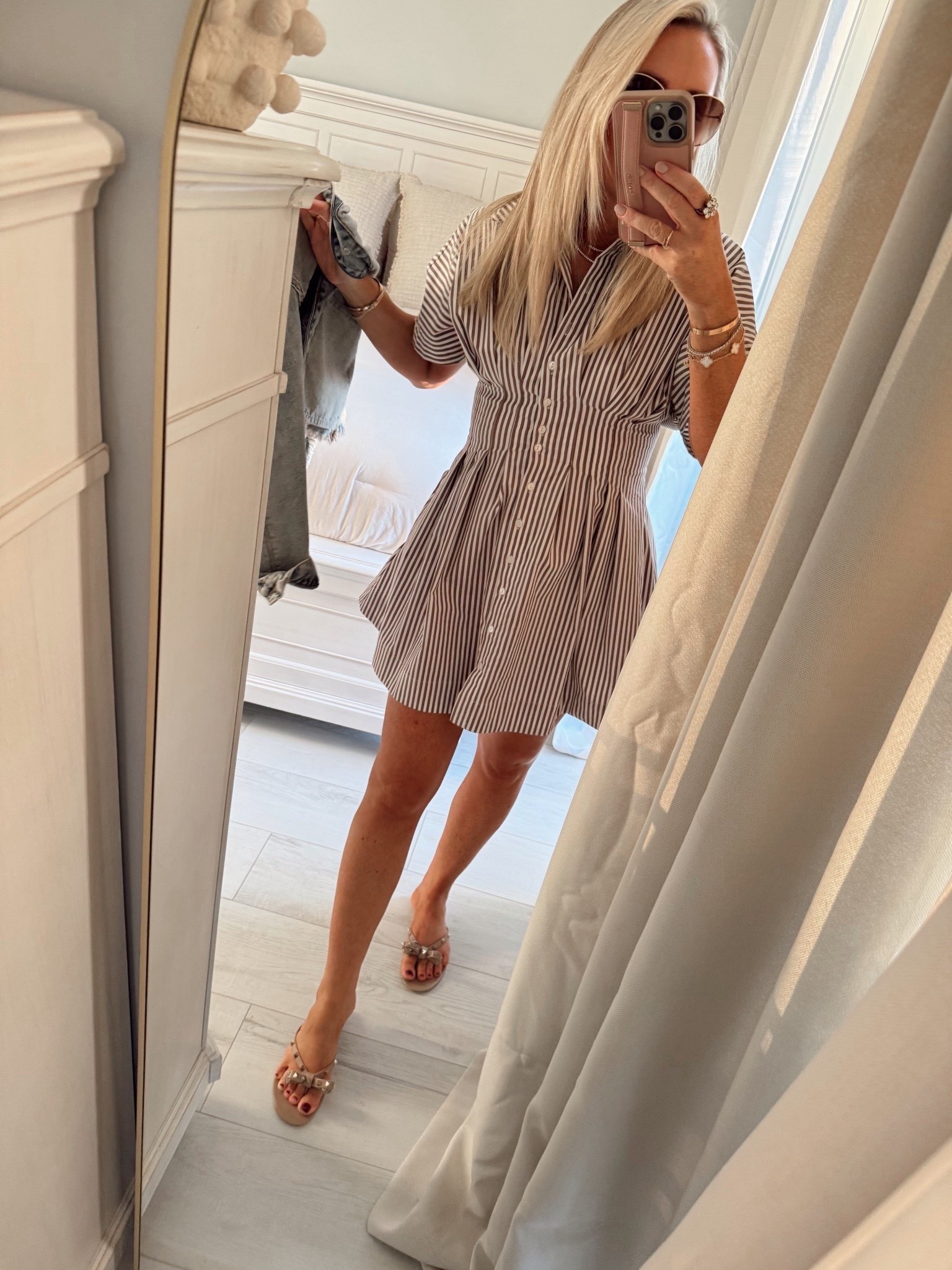 I do small and this dress comes in so many prints and materials now it’s the best! Also diff lengths! Adding them all below! Flattering on everyone! 🤍

#LTKOver40 #LTKCyberWeek