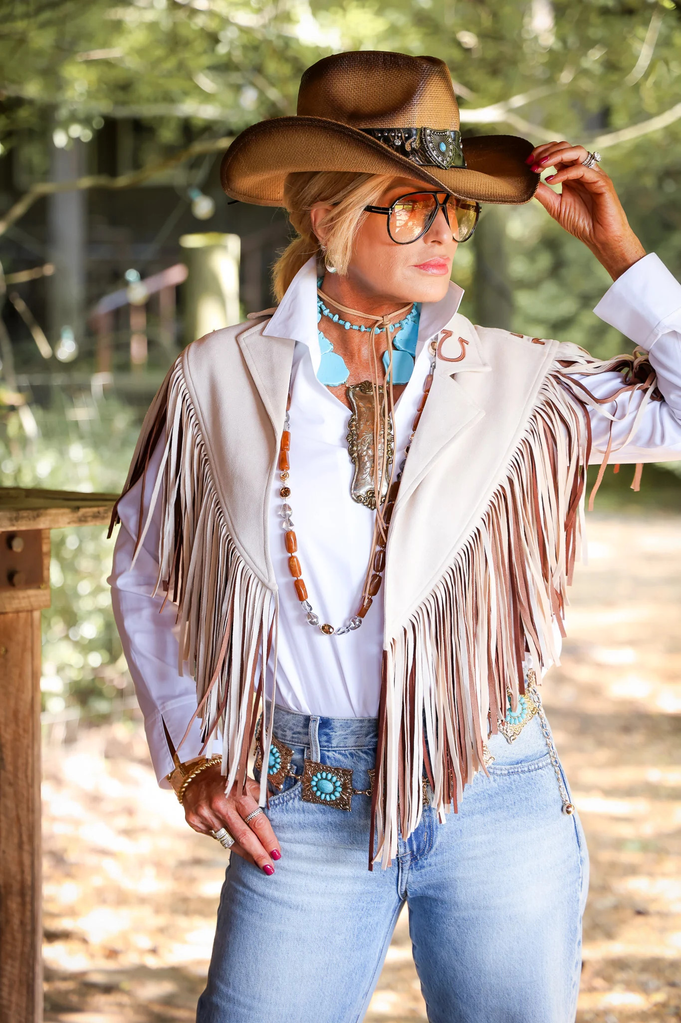 Horseshoe Cream & Tan Two Tone Fringe Shrug Cream/Dark Tan / Small | The Willow Tree