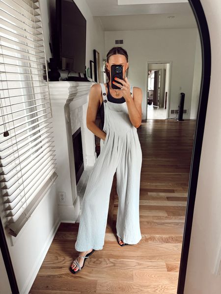 Comfy Cozy overalls yes & YES🤩
Wearing a small  

#LTKSeasonal #LTKFindsUnder50 #LTKStyleTip