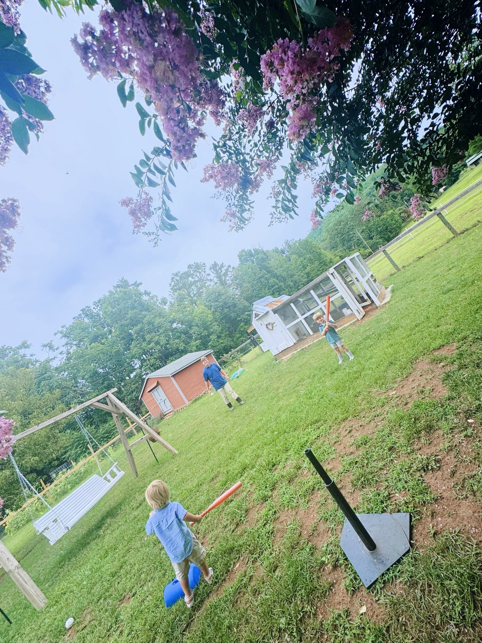 The country man of my dreams 💭, finally on our dream 12.5 acre farm 🌾, and raising these sweet baseball ⚾️ lovin’ babies 👶🏼 out on the land like we always dreamed of… this view really hit me this afternoon! 🌸 Thank you, Lord, for HOME!!! 🙌🏽