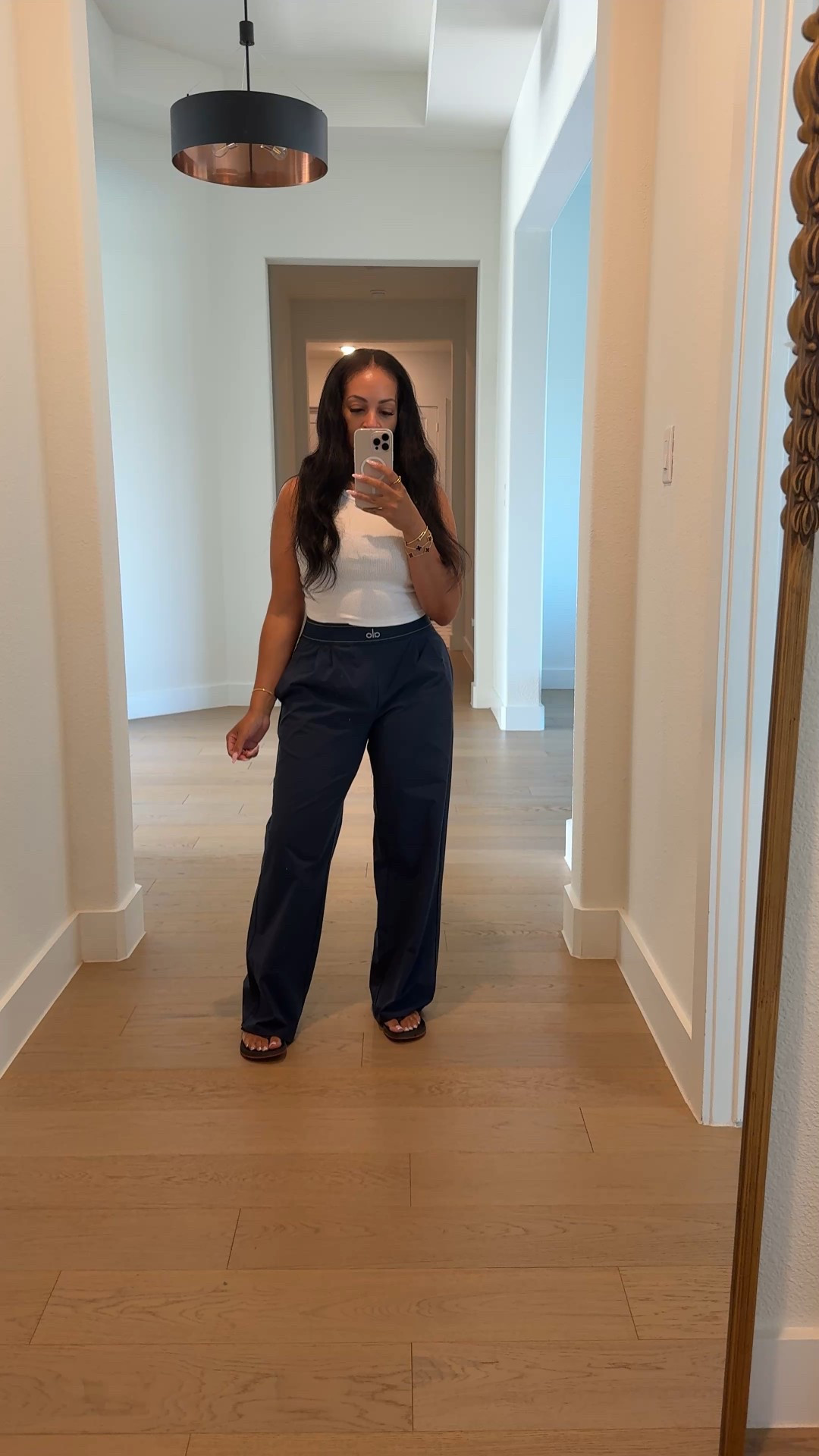 The most comfortable everyday pants. Get them on sale now ! #aloyoga #alo #outfitoftheday #ootd 



#LTKSaleAlert #LTKActive #LTKStyleTip