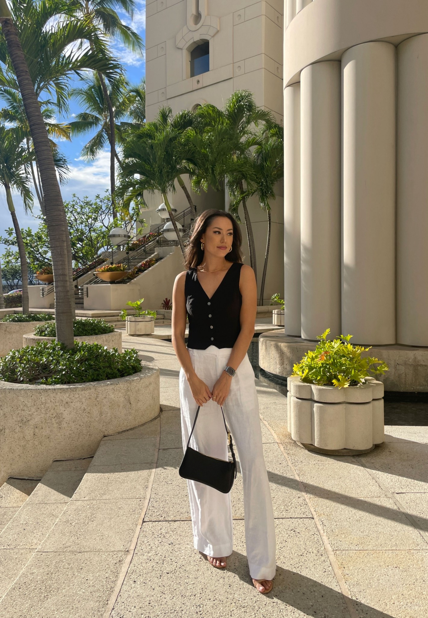 Easy spring look, white linen pants and crop vest :) wearing these pants in size 2

#LTKFindsUnder100 #LTKSeasonal