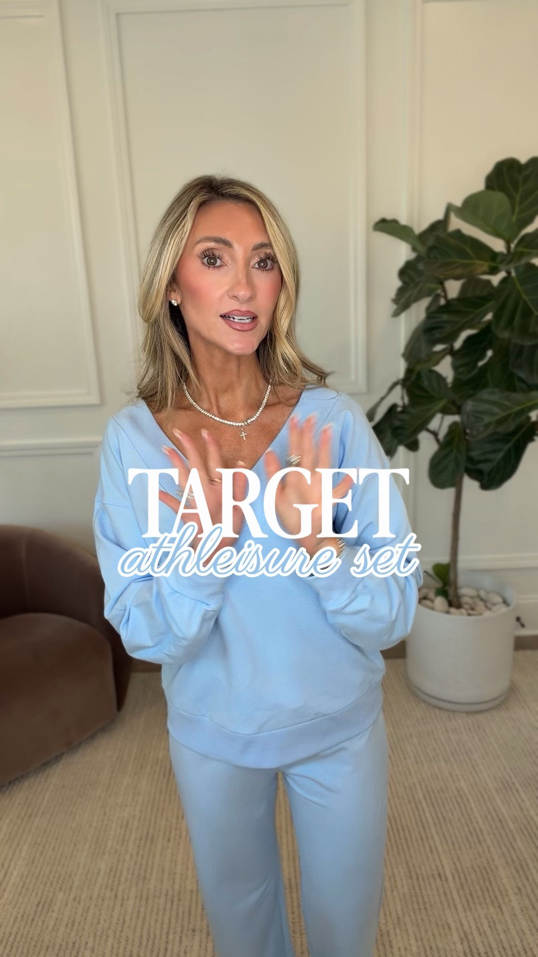The prettiest @Target athleisure set I’m in love with!

#LTKootd #LTKgrwm #LTKSaleAlert
