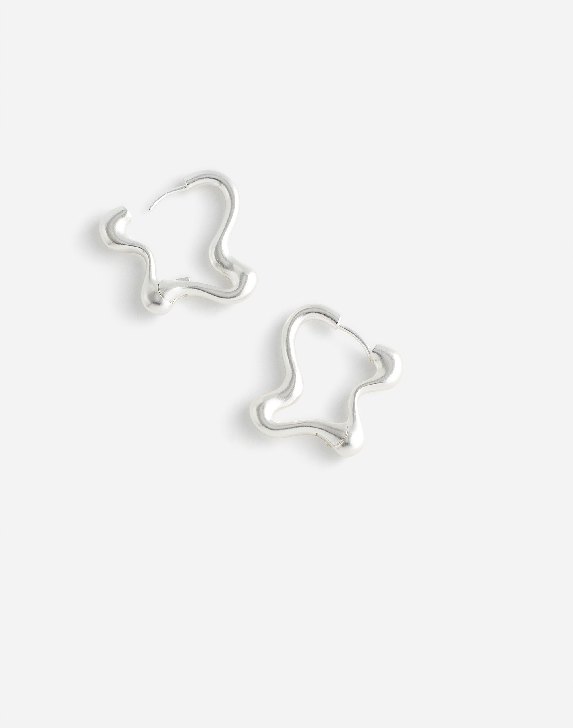 Wavy Huggie Hoop Earrings | Madewell | Madewell