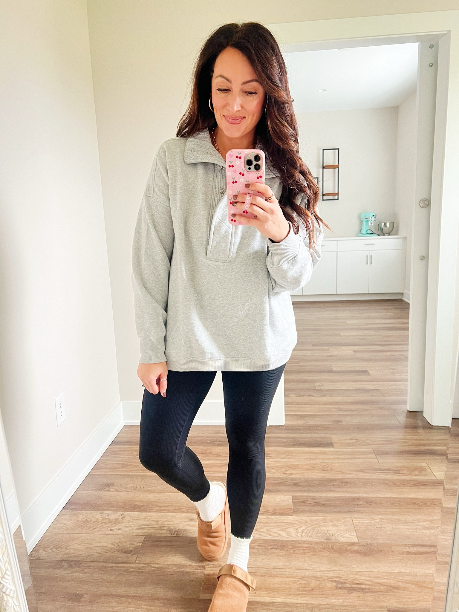 AERIE HAUL
• small top
• medium leggings 
• Uggs true to size - if between, size up! 

#LTKSeasonal #LTKStyleTip #LTKFindsUnder50