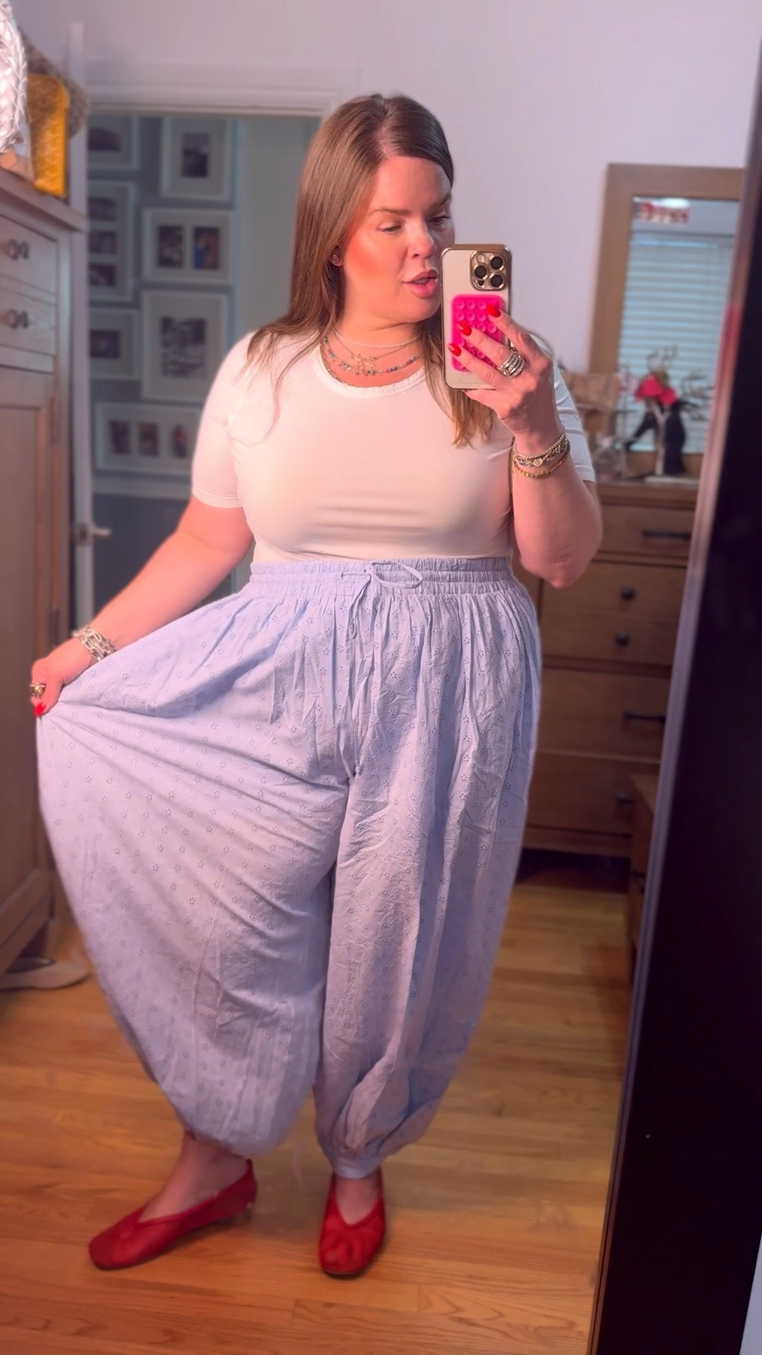 I paid $165 for my free people balloon pants! I paid $26 for these!!!!

#LTKmomlife