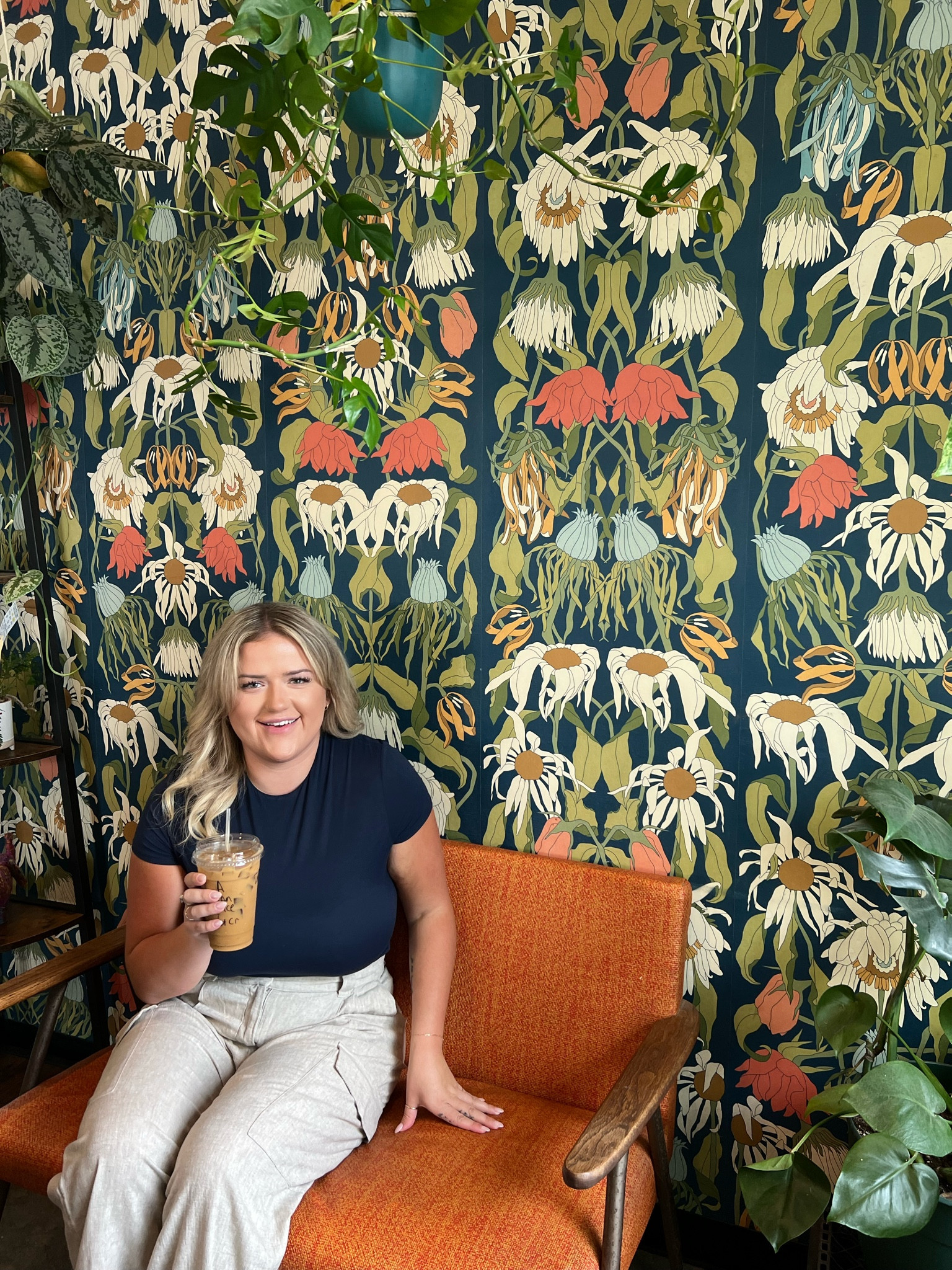 Abercrombie soft matte tee + cargo linen pants on sale! Use code “AFLTK"

#LTKplussize #LTKsalealert #LTKSpringSale