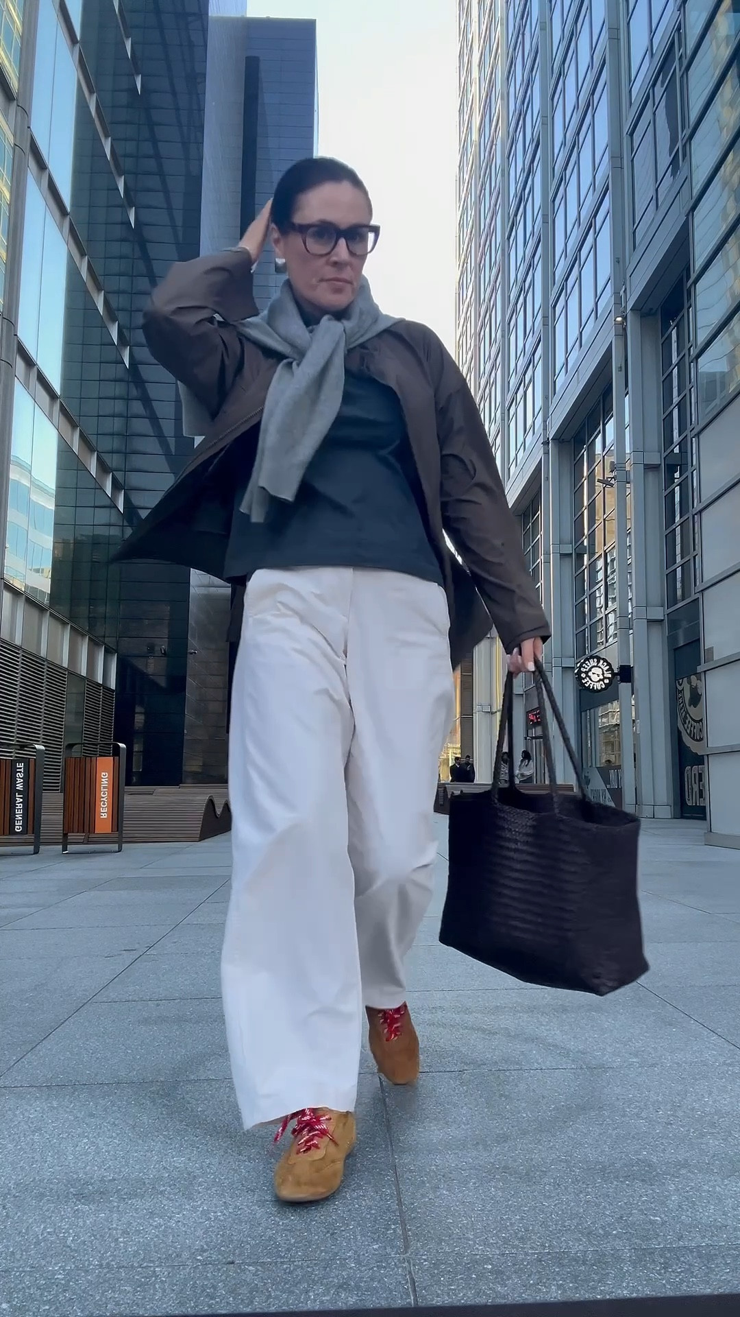 What do you wear to a brand event in your 40’s then...

Size 12 in the trousers 
Size Medium in the jacket 
Size Large in the T shirt 

#LTKspring #LTKworkwear #LTKstyletip