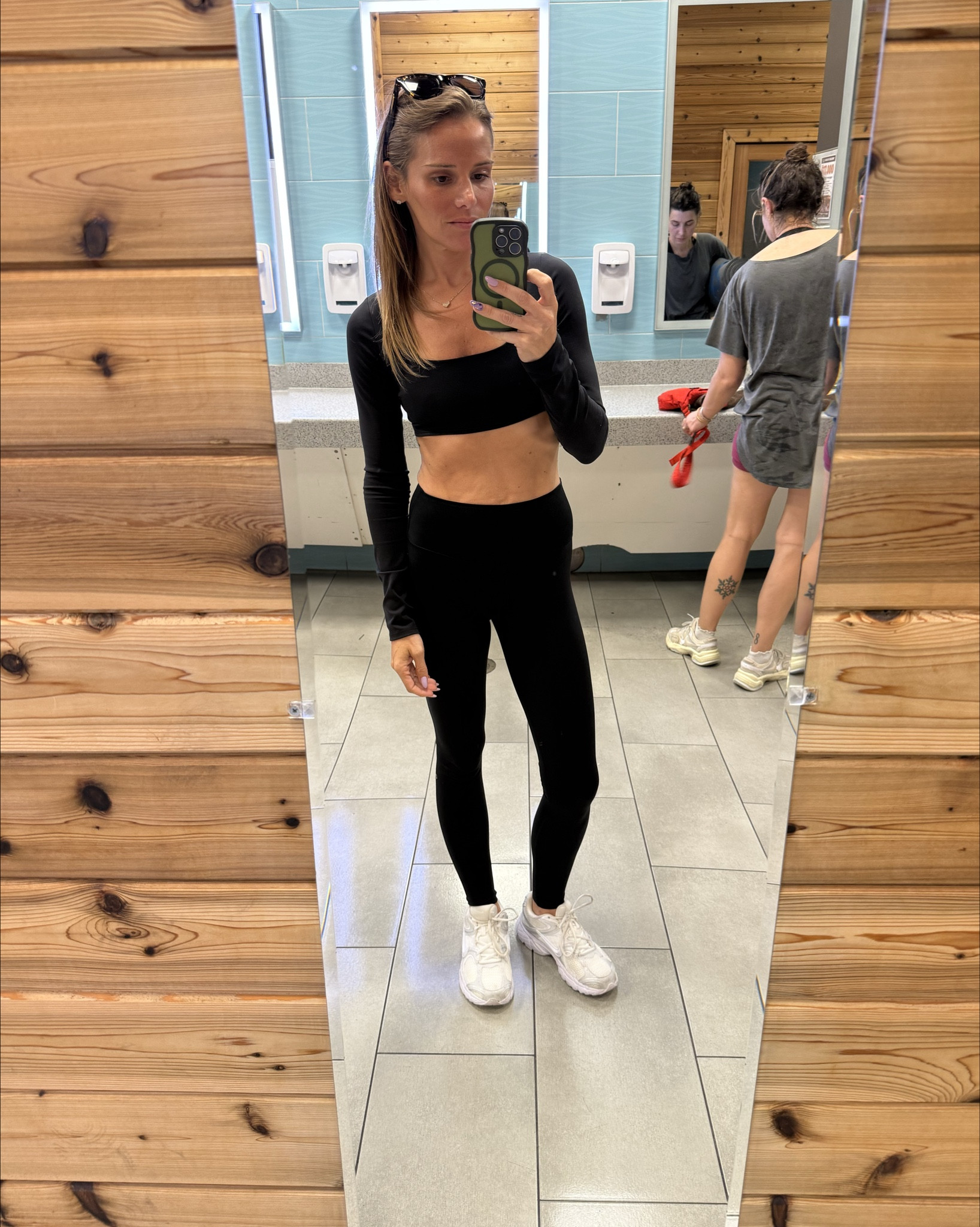 Alo is 30% off site wide right now!!!! Tagging all my favorites (which you know is everything 😂)

#LTKMothersDay #LTKfitnessgoals #LTKSaleAlert