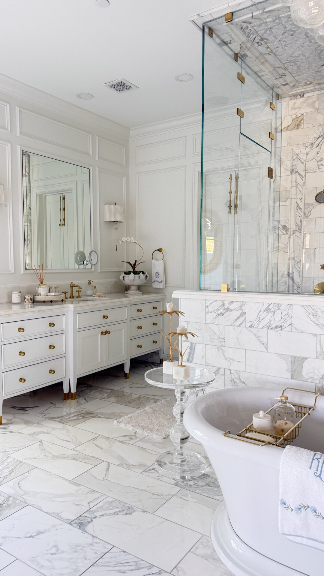 Some of my favorite ways to organize my bathroom essentials and pretty ways to style your bathroom

#LTKHome #LTKmomlife