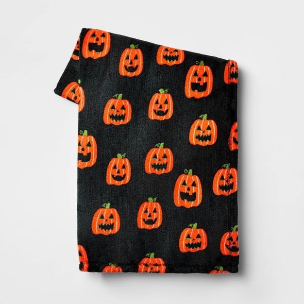 Pumpkins Printed Plush Throw Blanket Black/Orange - Hyde & EEK! Boutique™ | Target