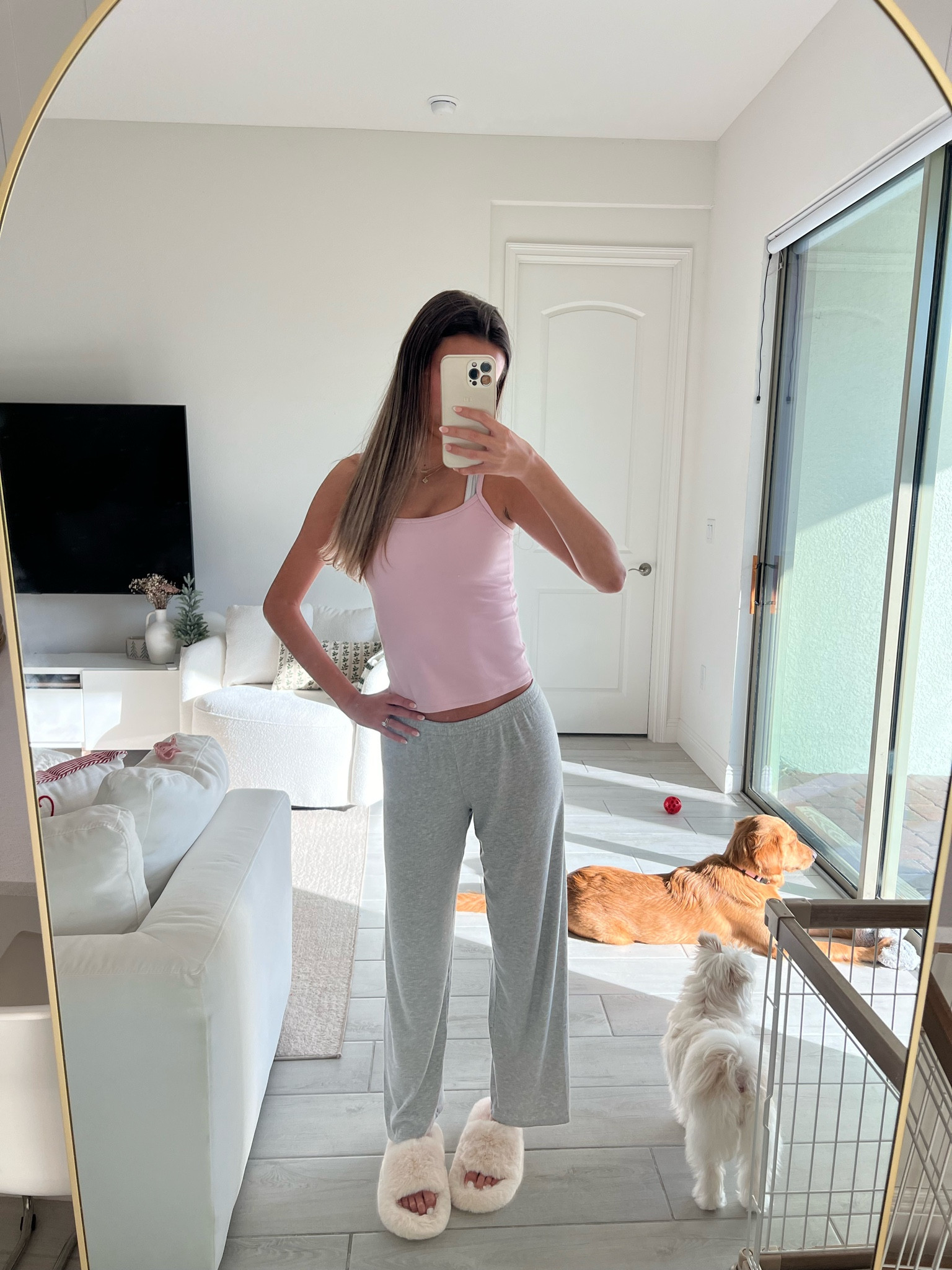 comfy loungewear! wearing a size small for top & bottoms💌