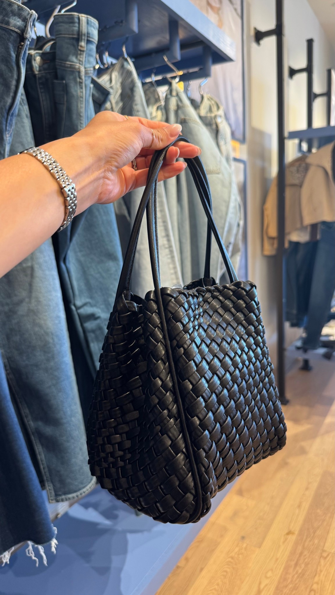 Anthropology woven handbag 🖤

#LTKootd #LTKmomlife #LTKgrwm