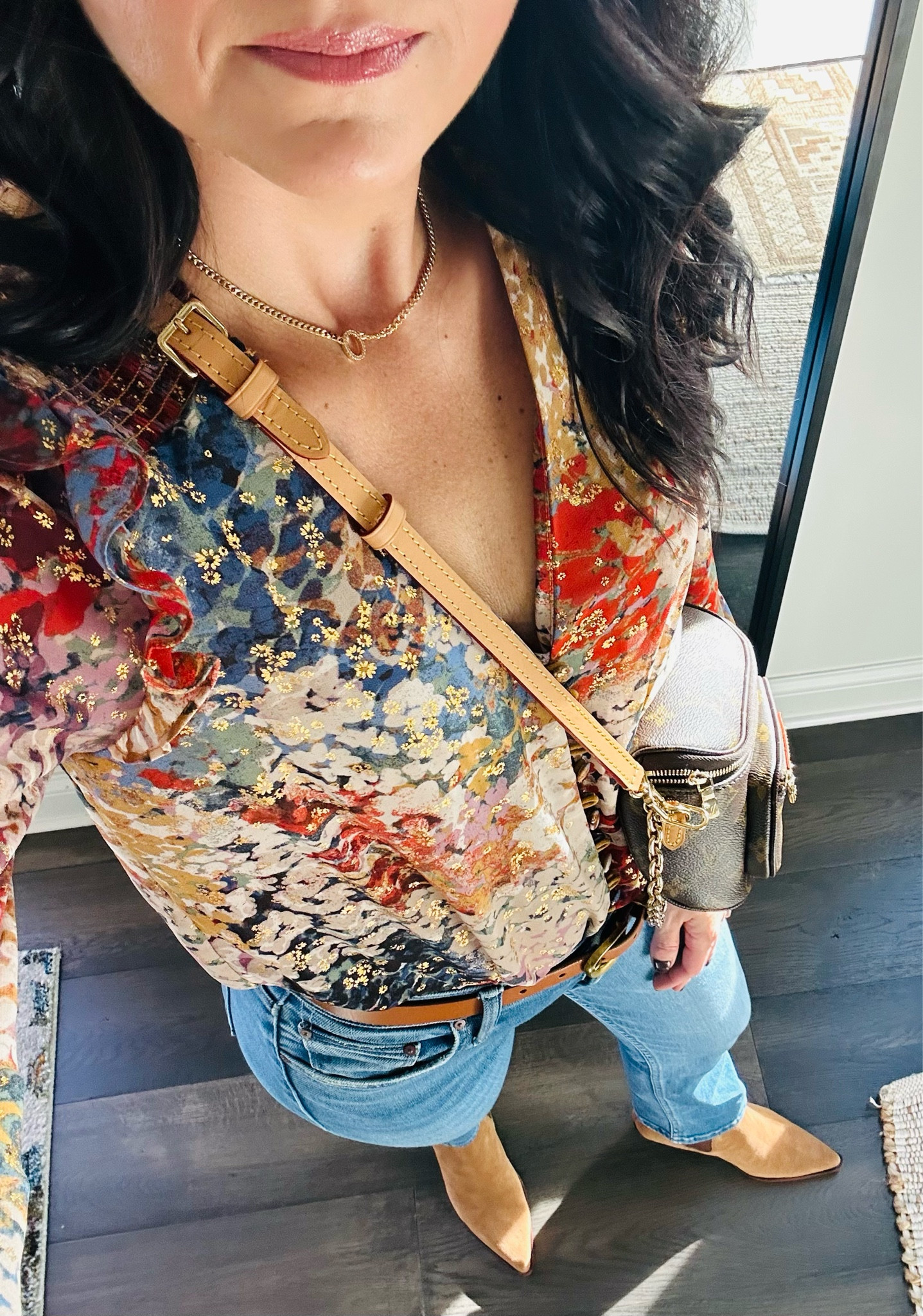 Date night outfit! Love the beautiful colors of this blouse and you can never go wrong with a pair of Mother Denim! Just got these new booties in for Fall and they are so good! 👏👏
Xs blouse 
24 in Mother Tomcat (size down one) 
Boots true to size 

#motherdenim #datenightoutfit #familypictures #fashionover40 #electricpicks #dolcevita #fallbooties #pointedtoeboots

#LTKOver40 #LTKFindsUnder100 #LTKStyleTip