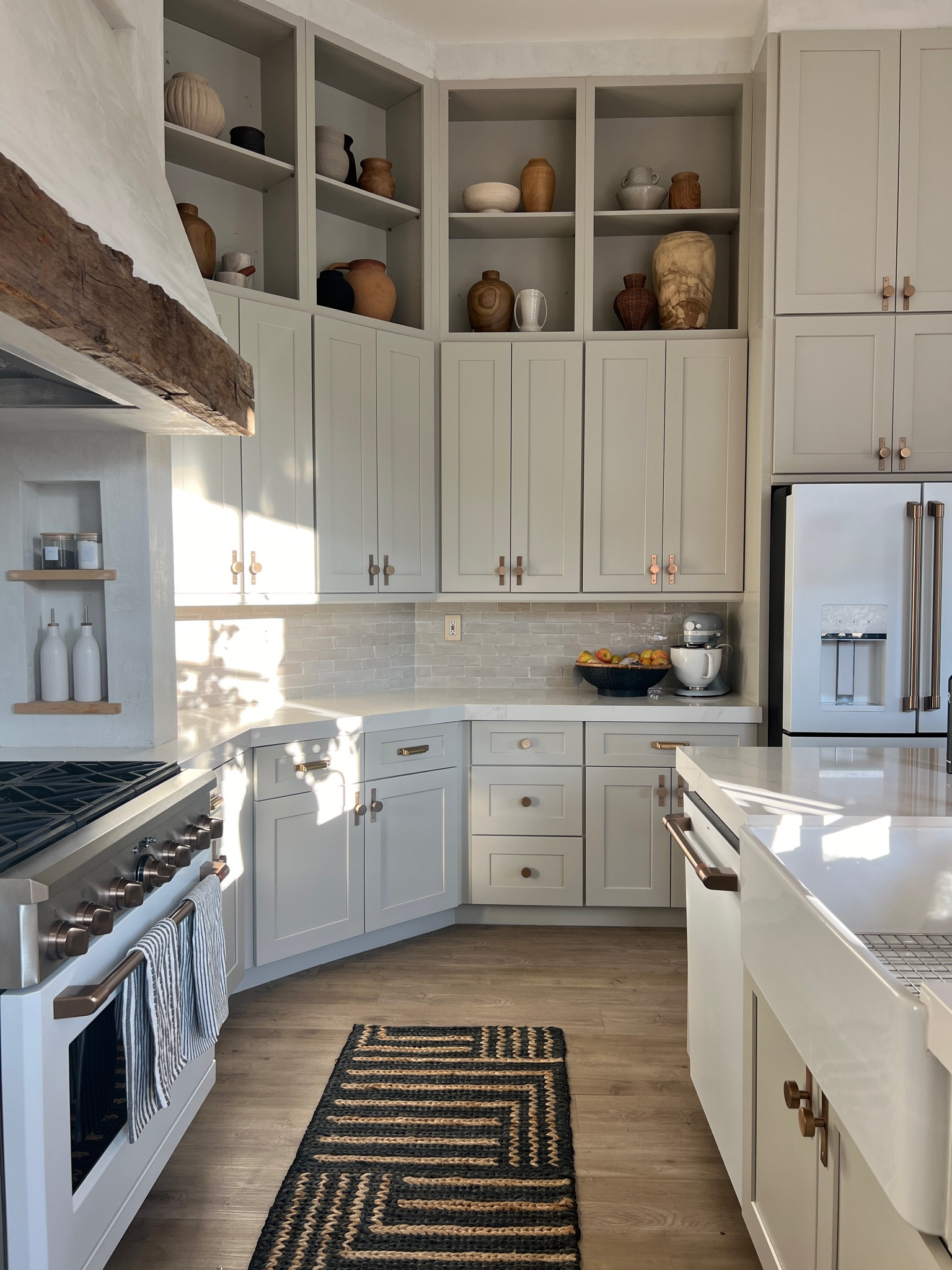 New hardware is up 😍 Tap for link 

#LTKFindsUnder100 #LTKFindsUnder50 #LTKHome