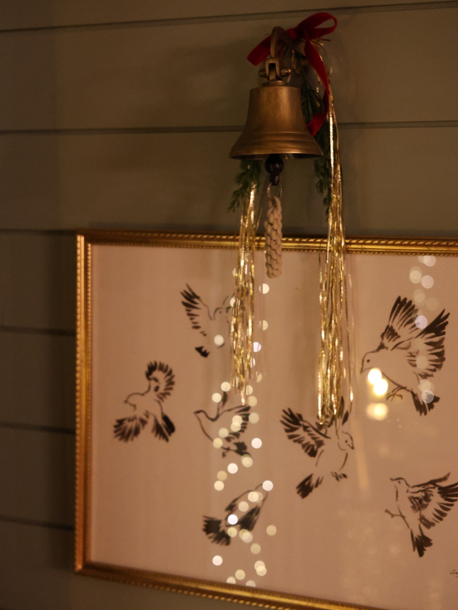 DINNER BELL 🔔

We use ours everynight to let the kids know supper is ready ! 

I found a bunch of similar ones as mine is unavailable at the moment 🤍👀

#LTKcanada #LTKgiftguide #LTKhome